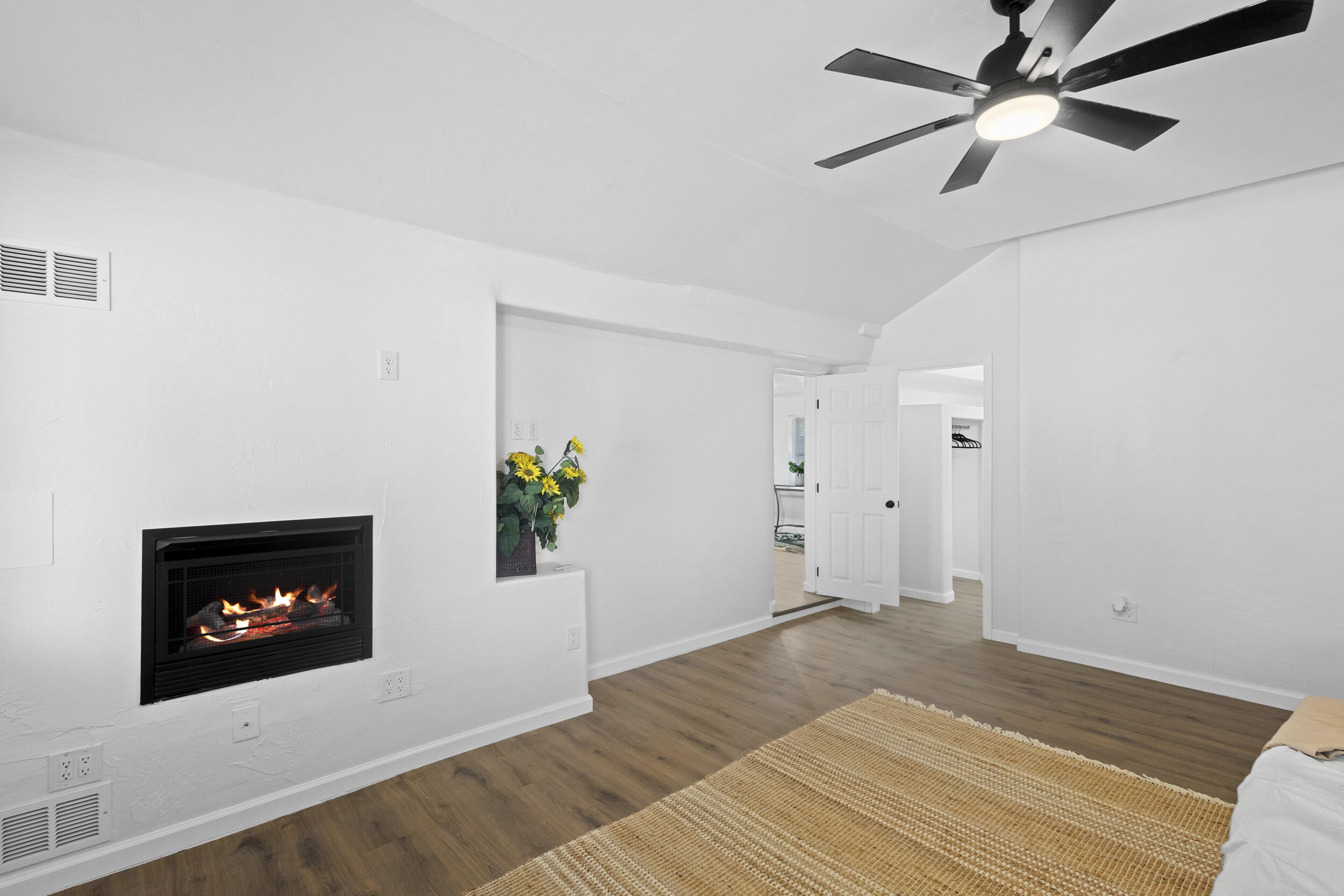 1113 9TH Street SW