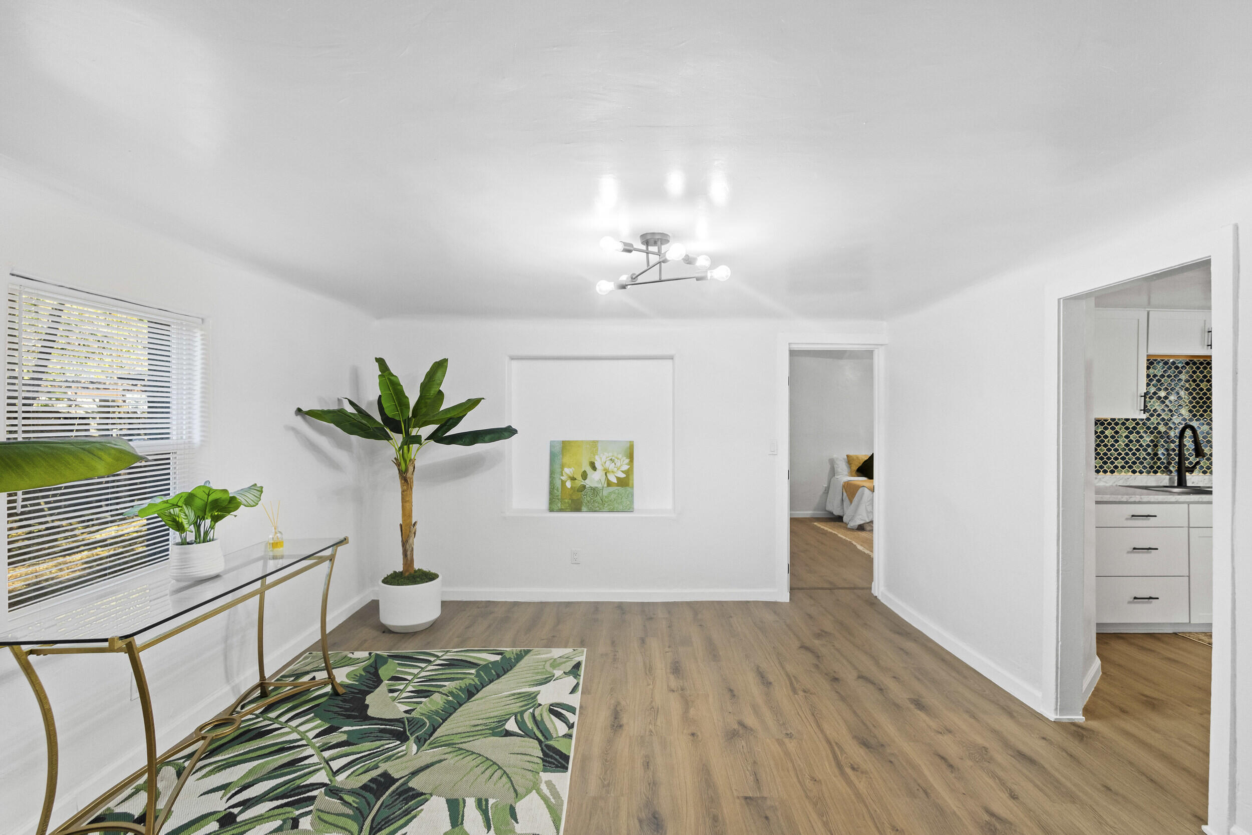 1113 9TH Street SW