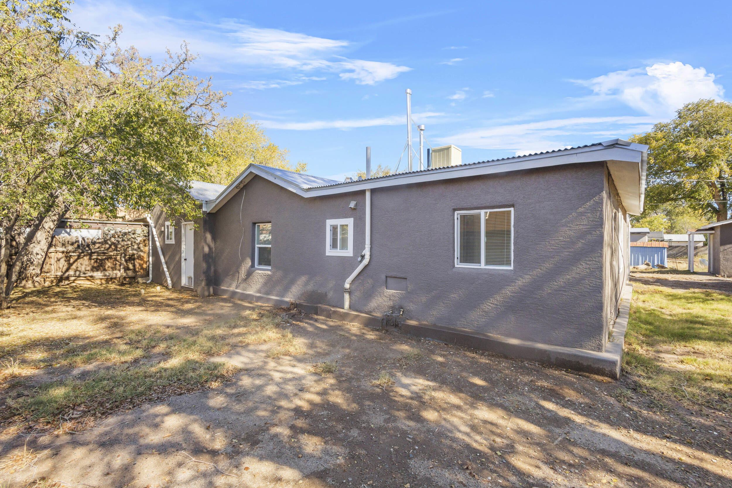 1113 9TH Street SW