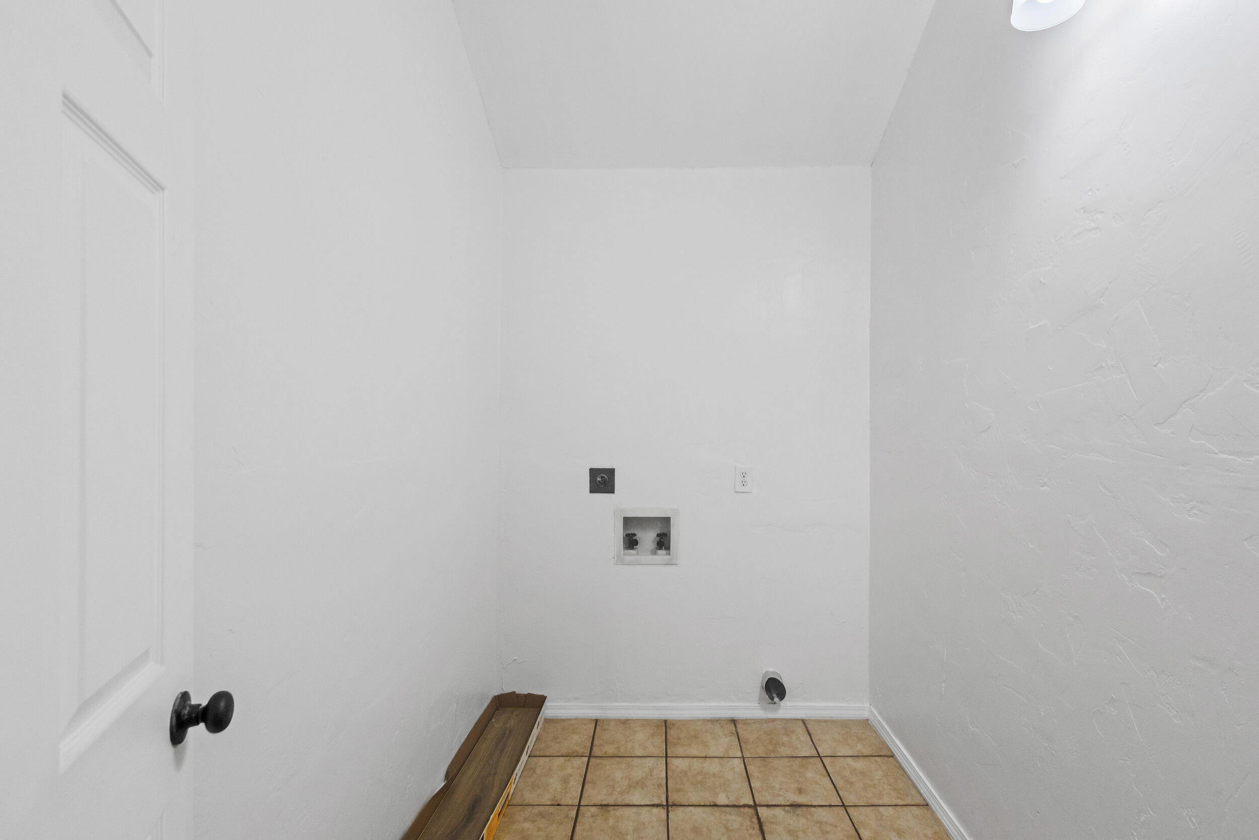 1113 9TH Street SW