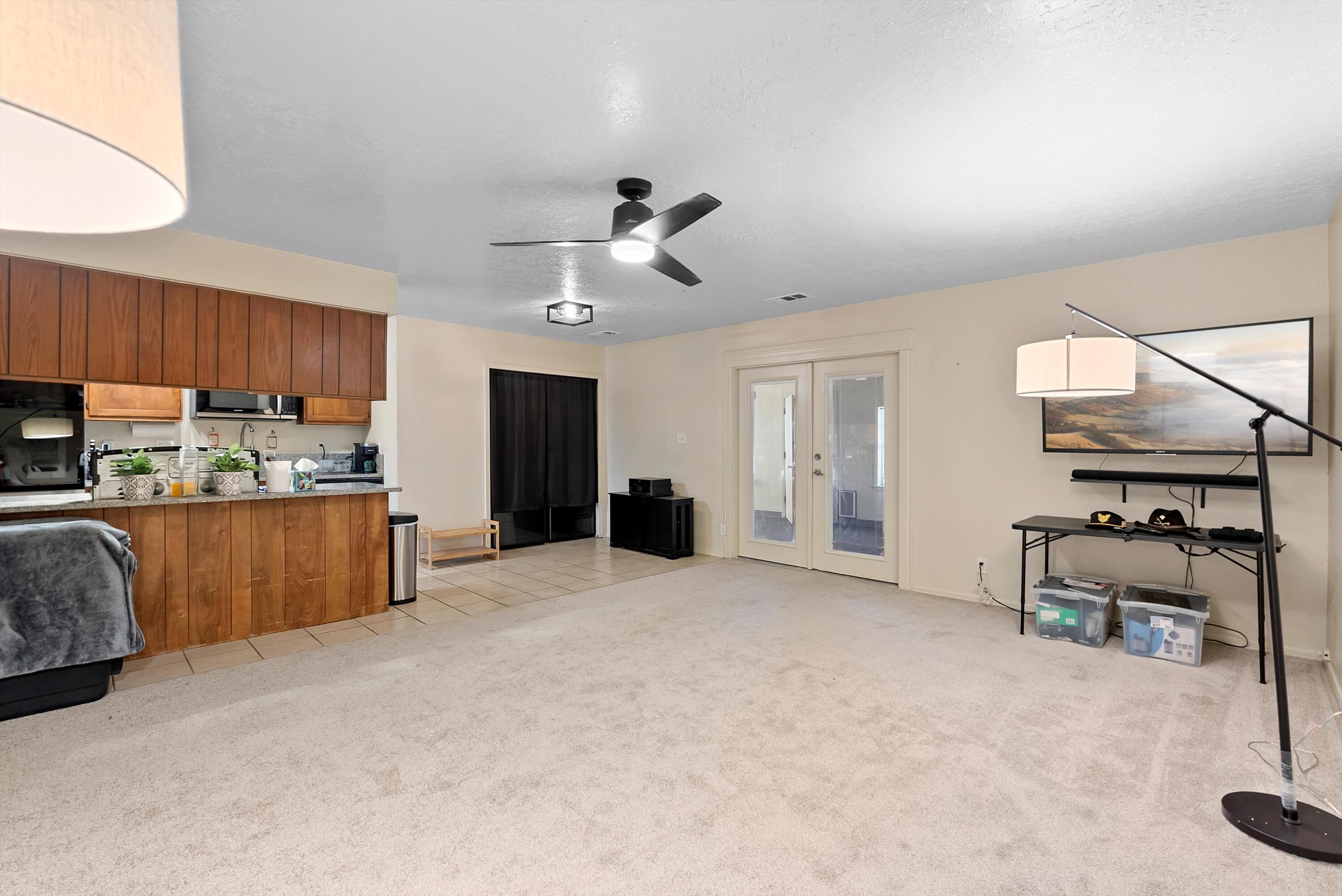 695 POLARIS Boulevard SE