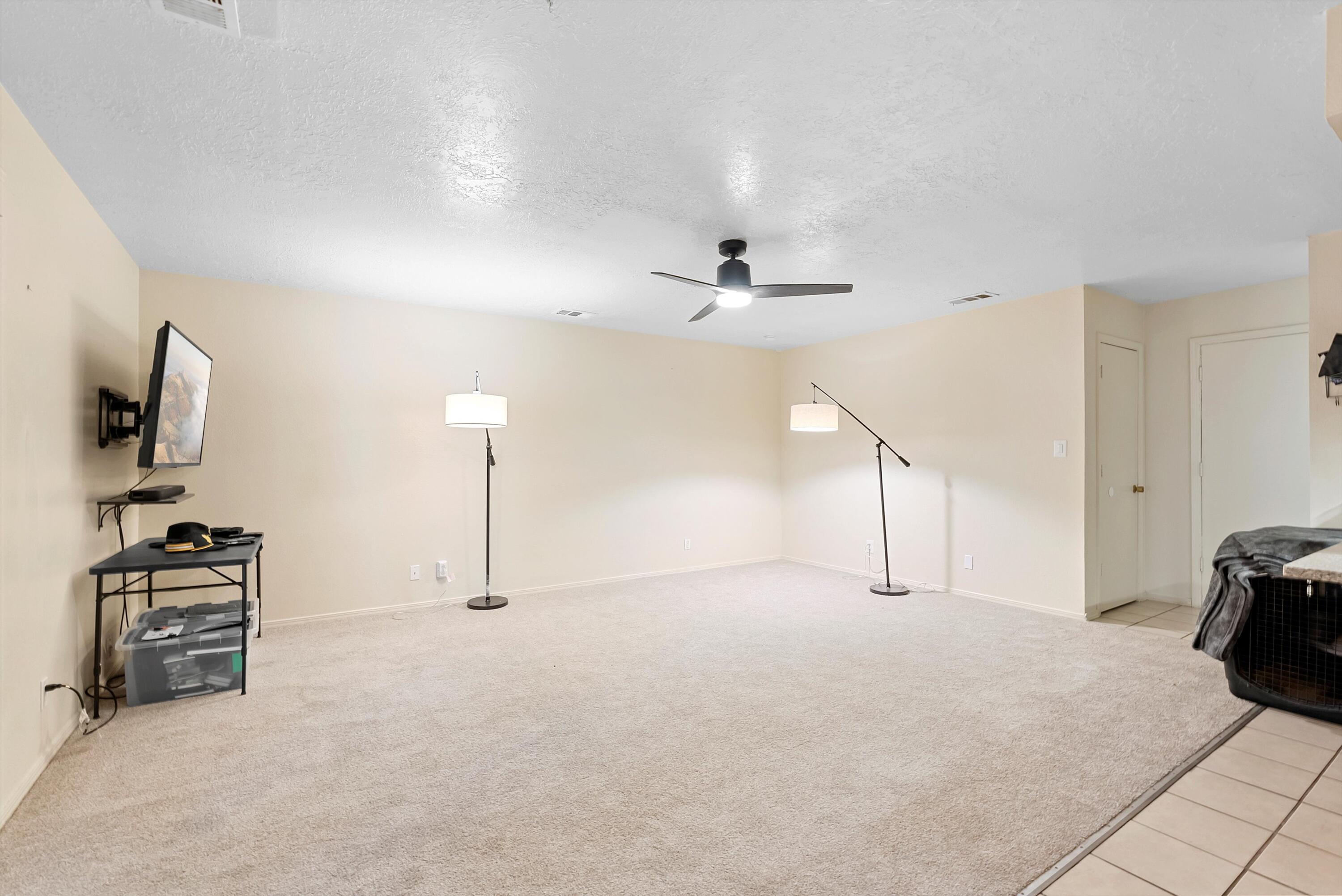 695 POLARIS Boulevard SE