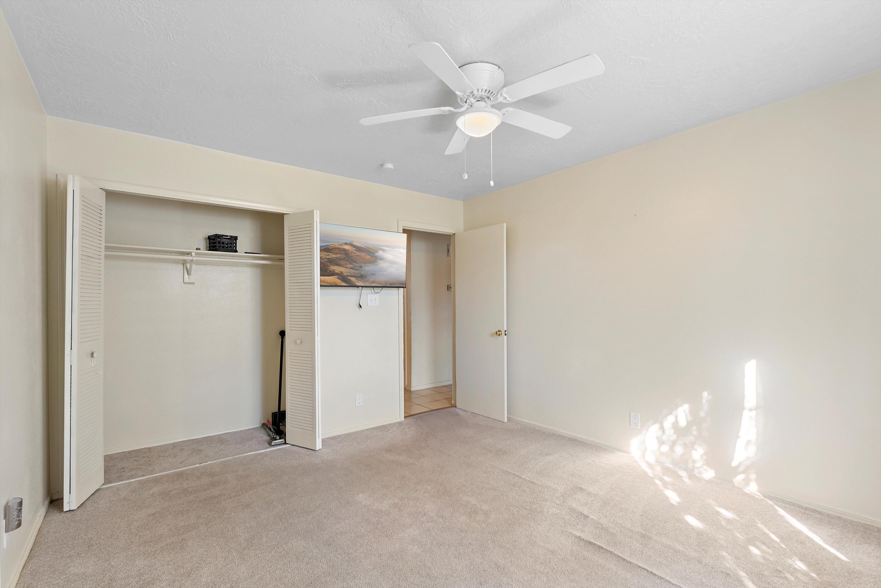 695 POLARIS Boulevard SE