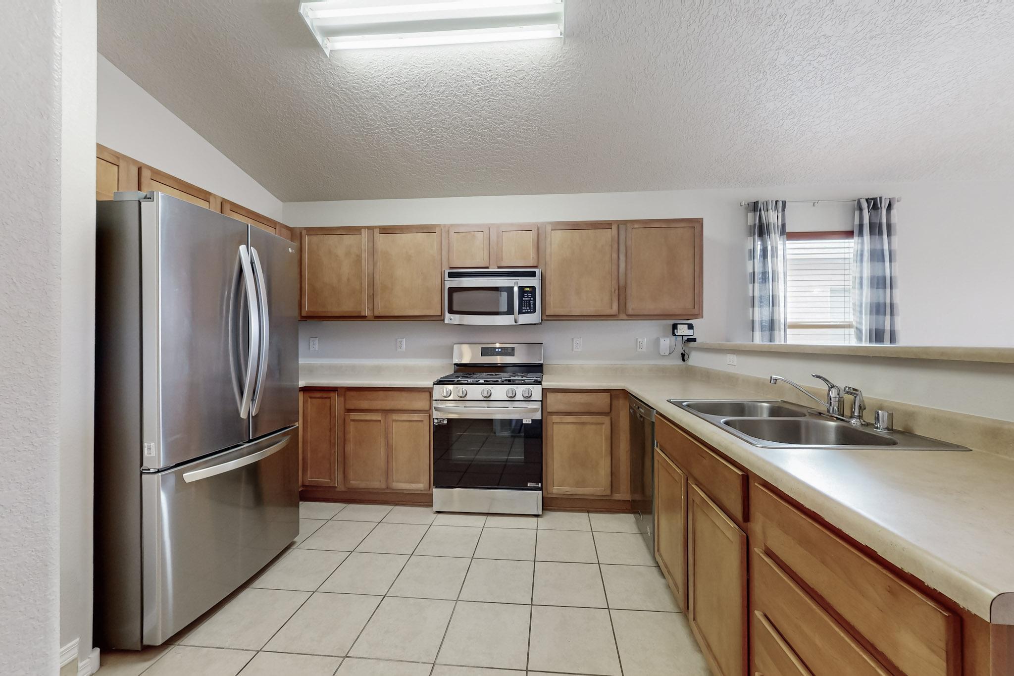 1147 DESERT SUNFLOWER Drive NE