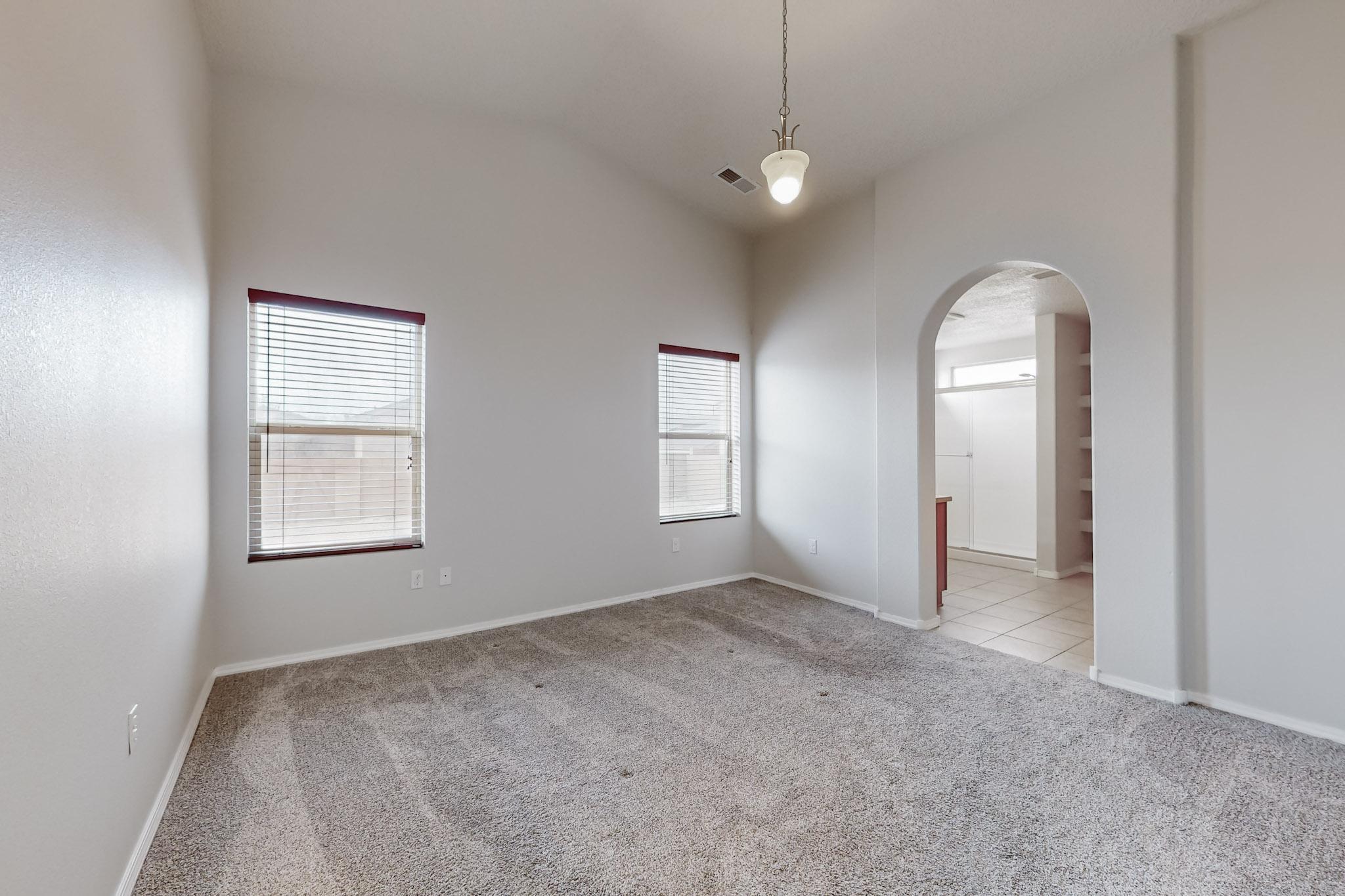 1147 DESERT SUNFLOWER Drive NE