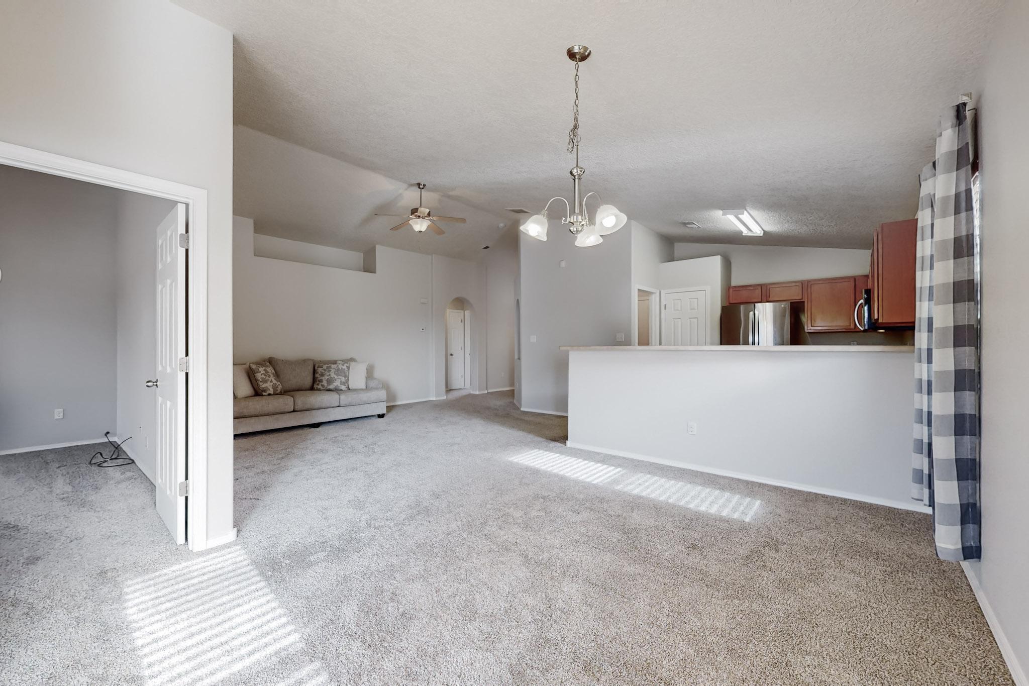 1147 DESERT SUNFLOWER Drive NE