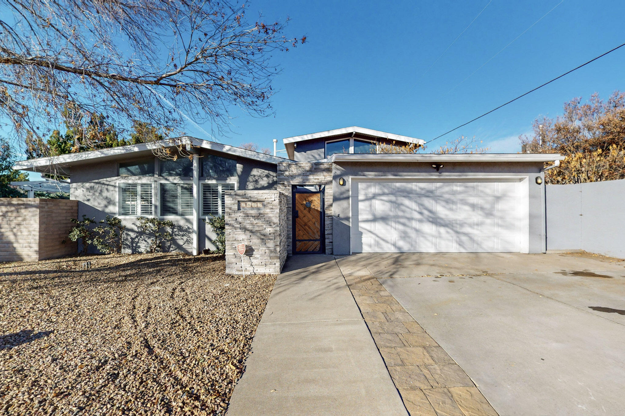 3805 GARCIA Street NE