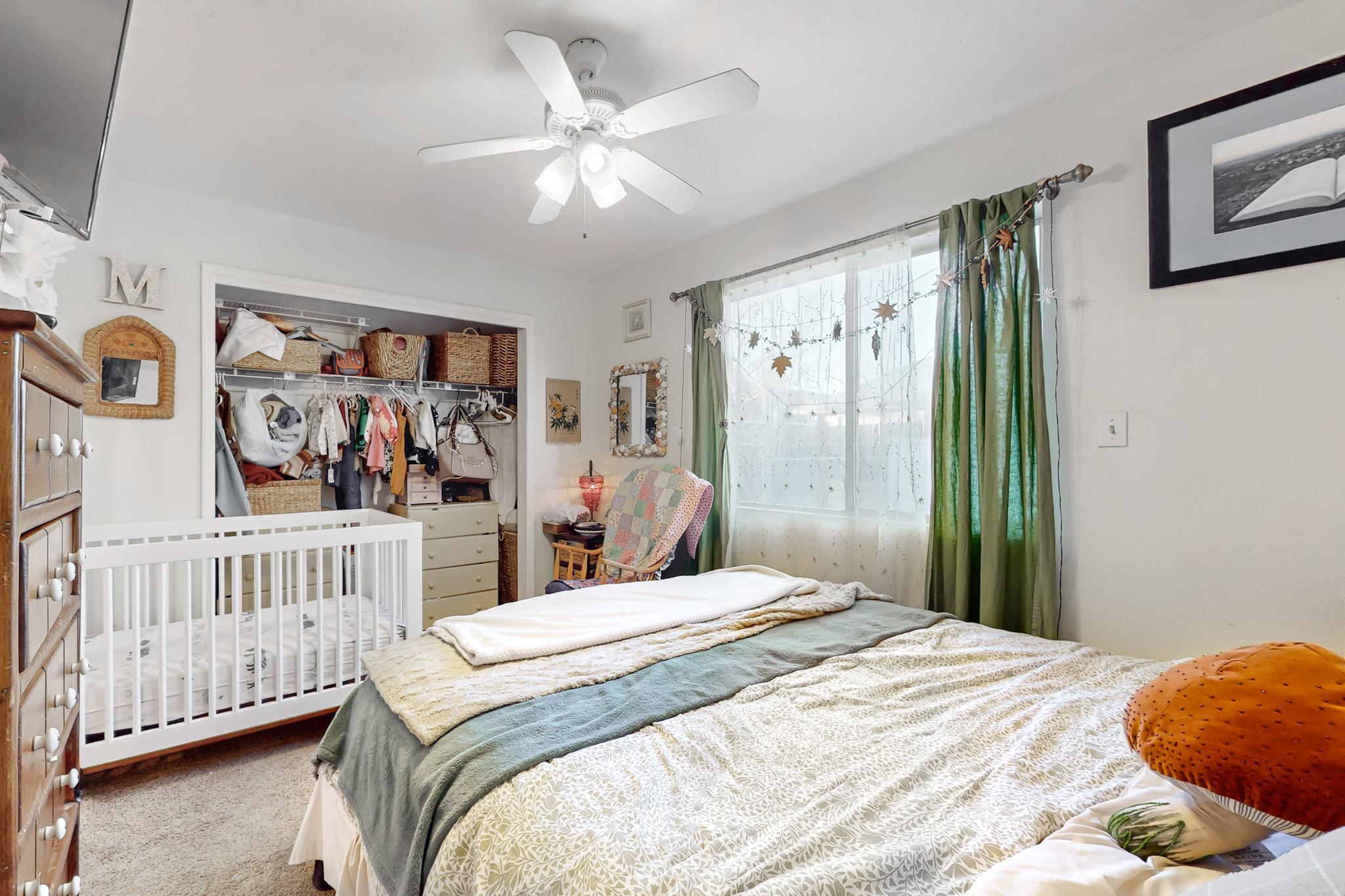 6523 AZUELO Avenue NW