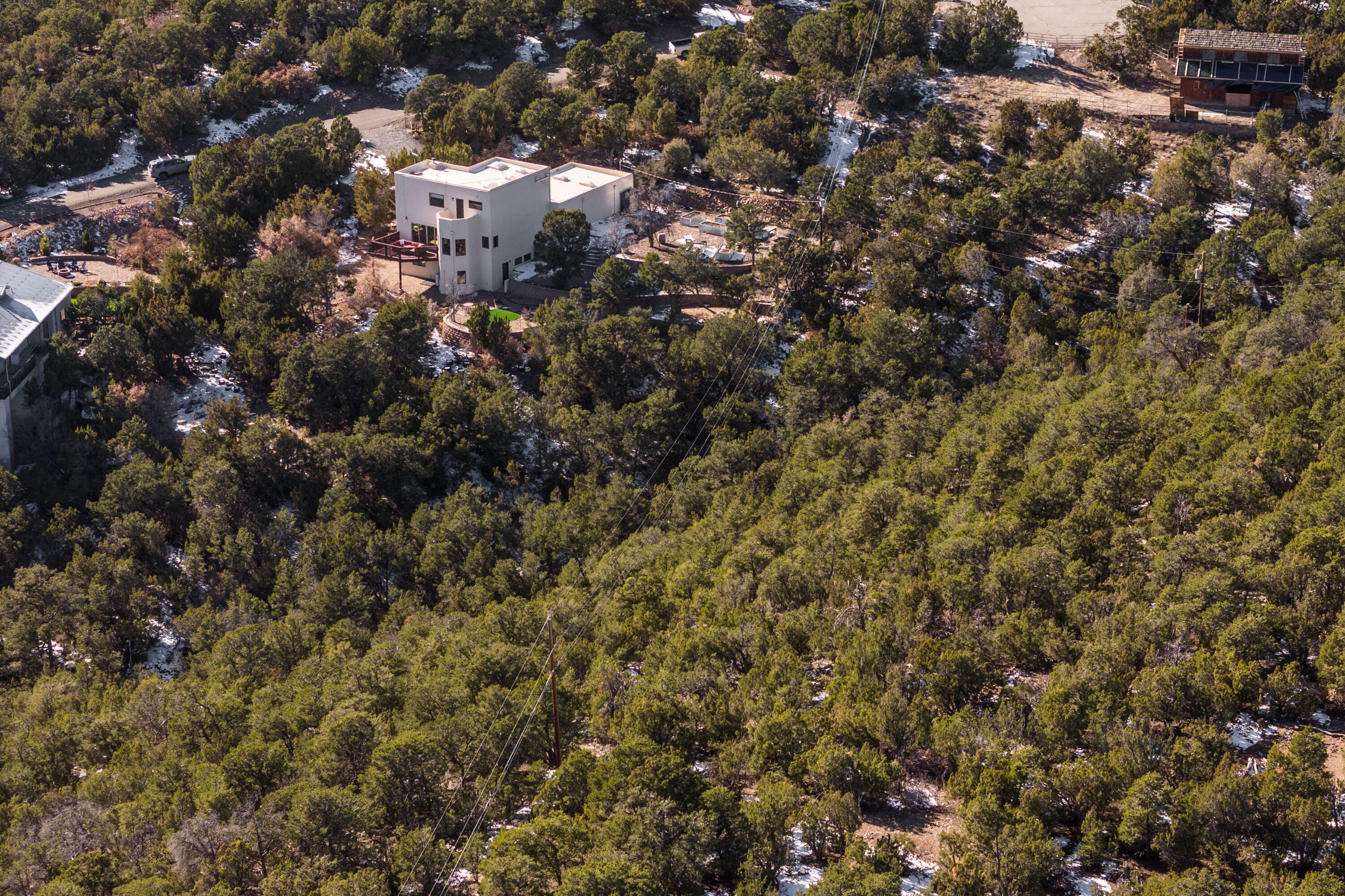 2 Snowcap Court