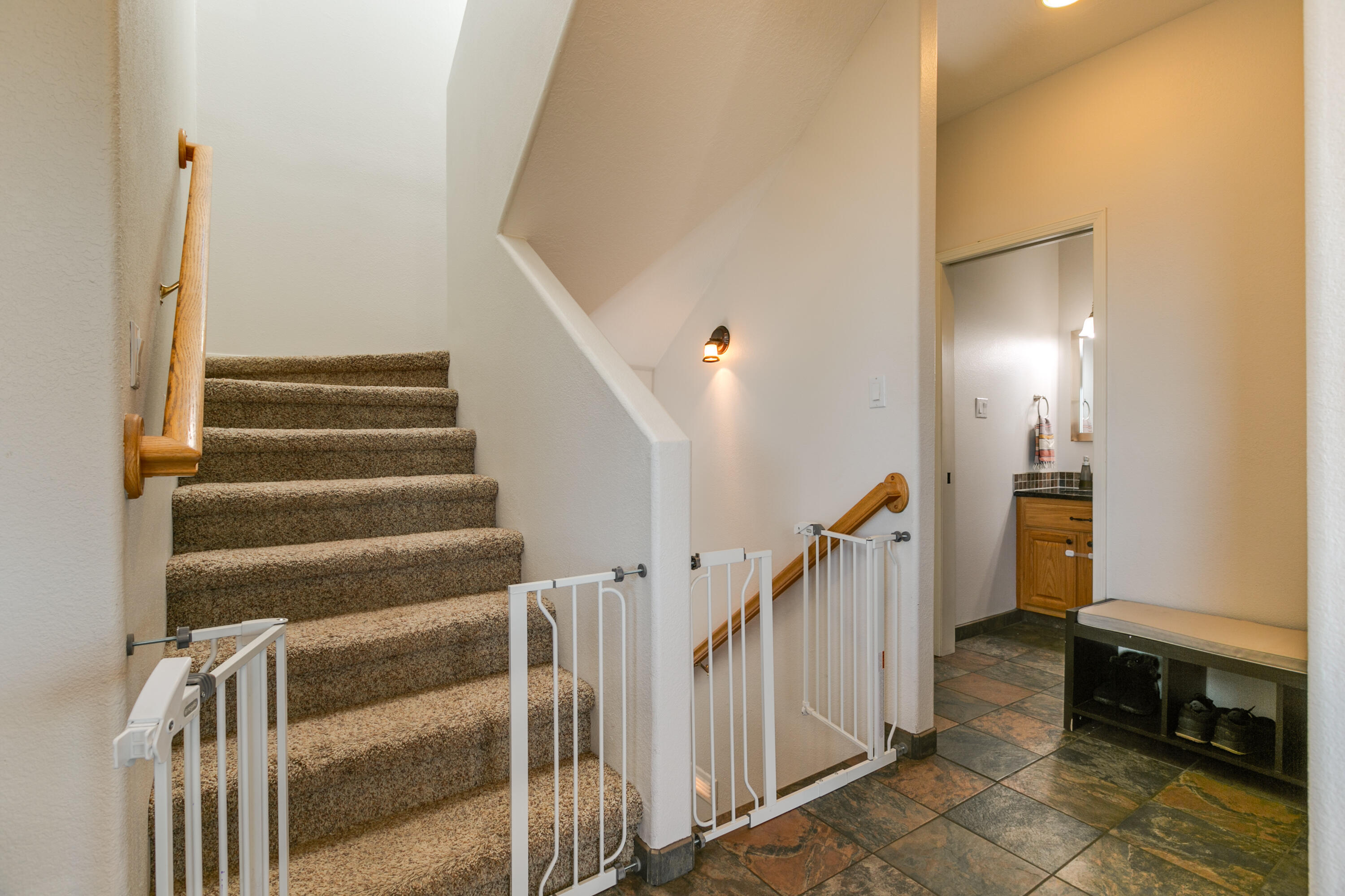 2 Snowcap Court