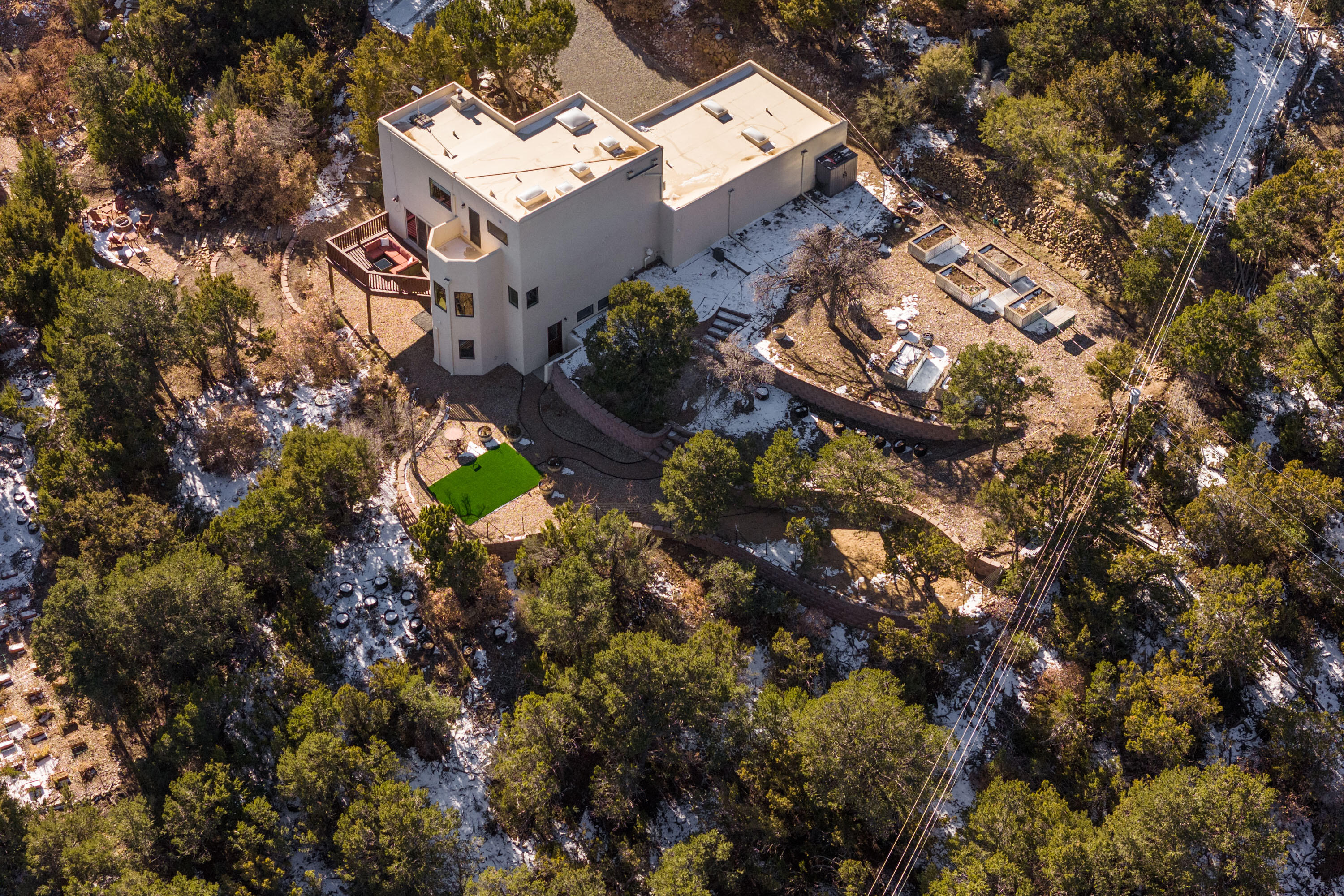 2 Snowcap Court