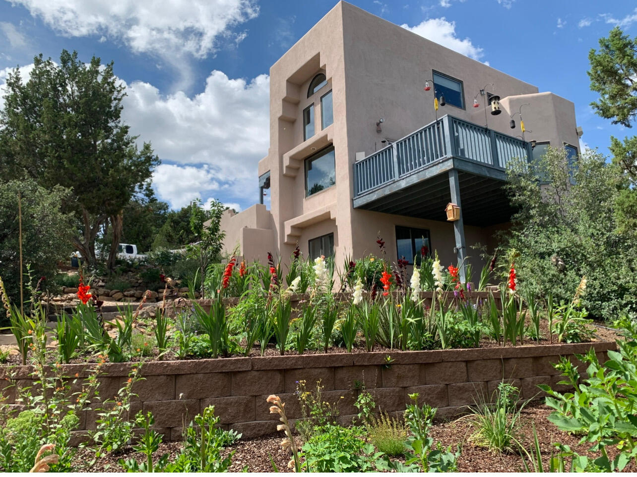 2 Snowcap Court