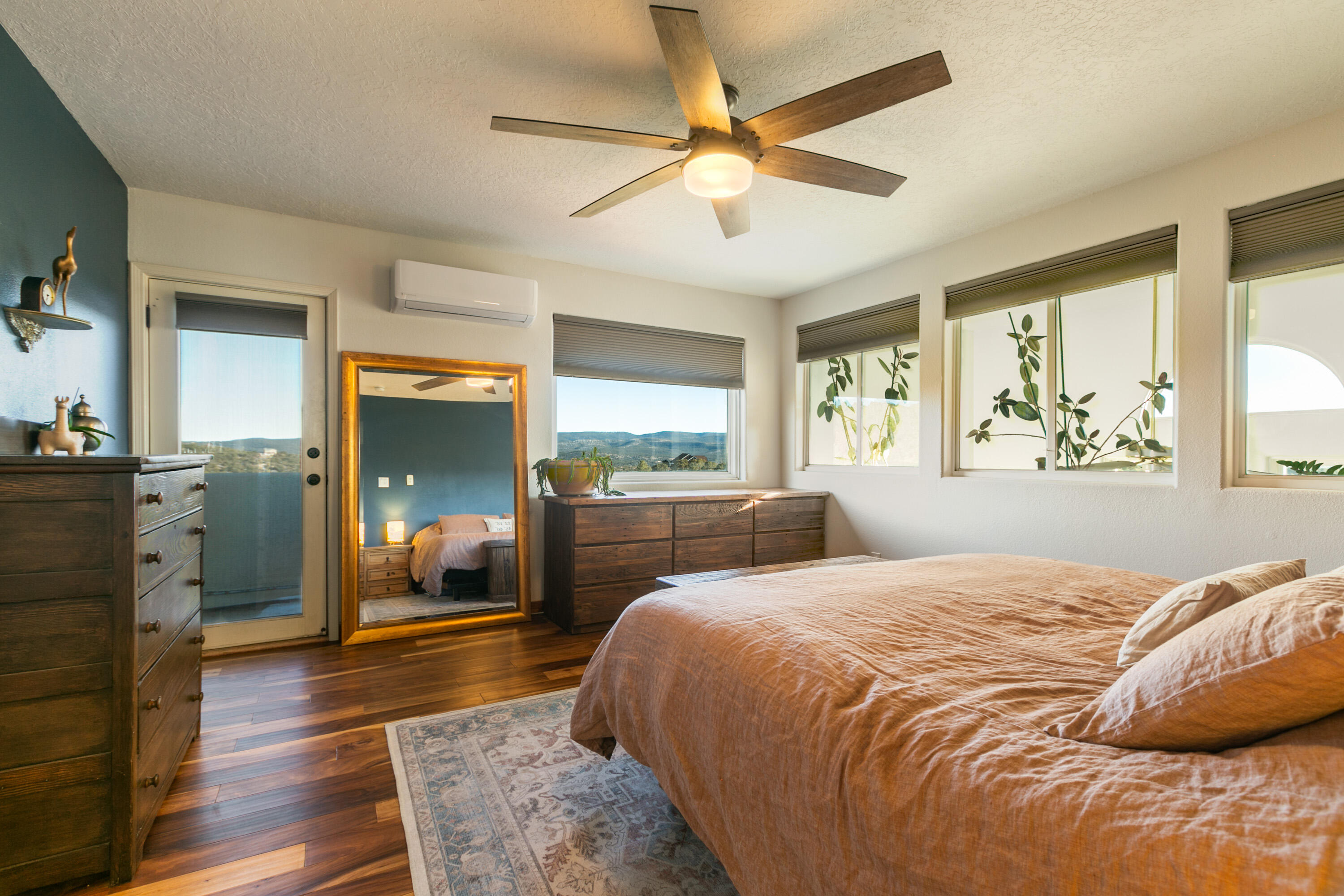 2 Snowcap Court
