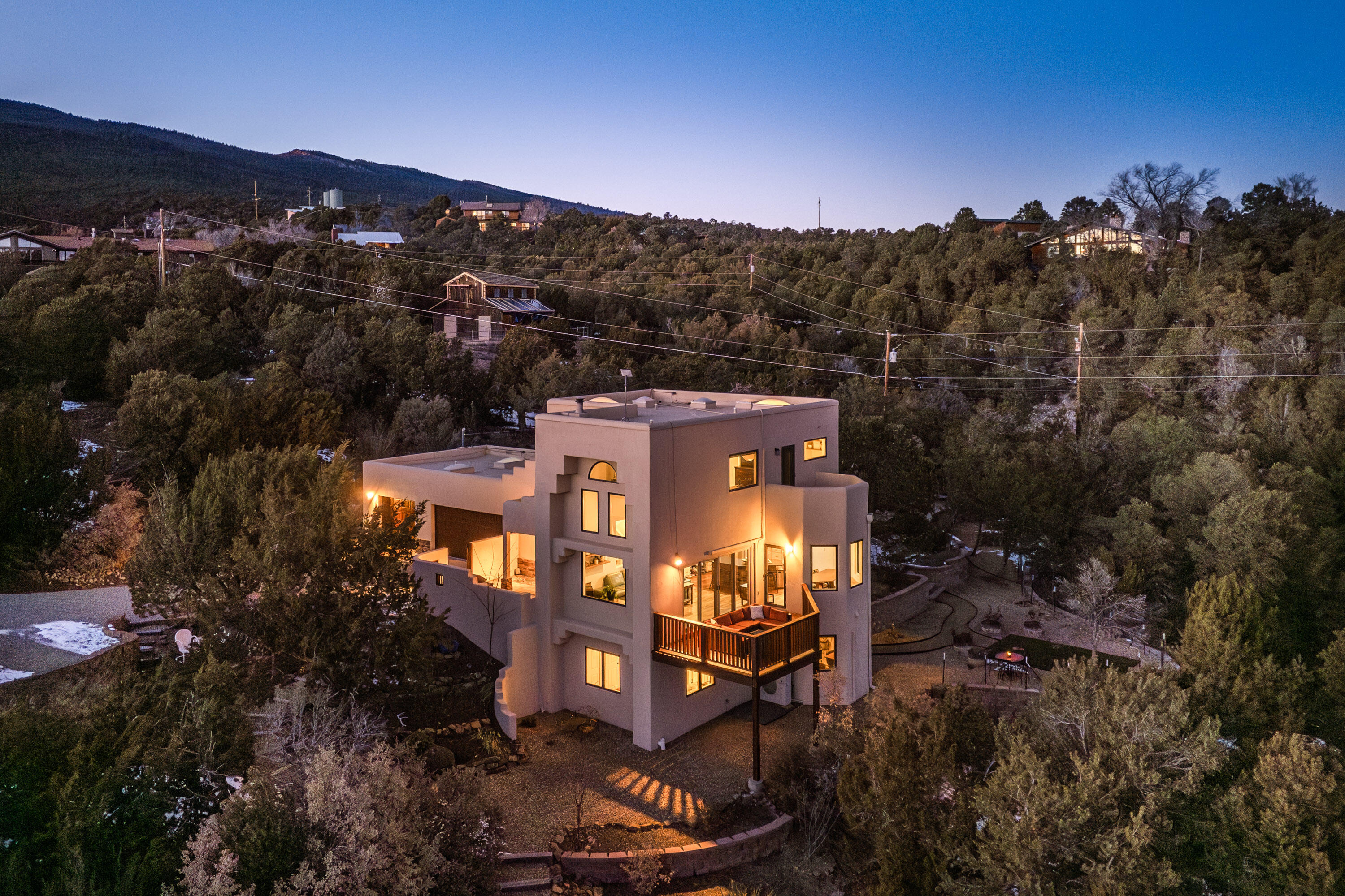 2 Snowcap Court