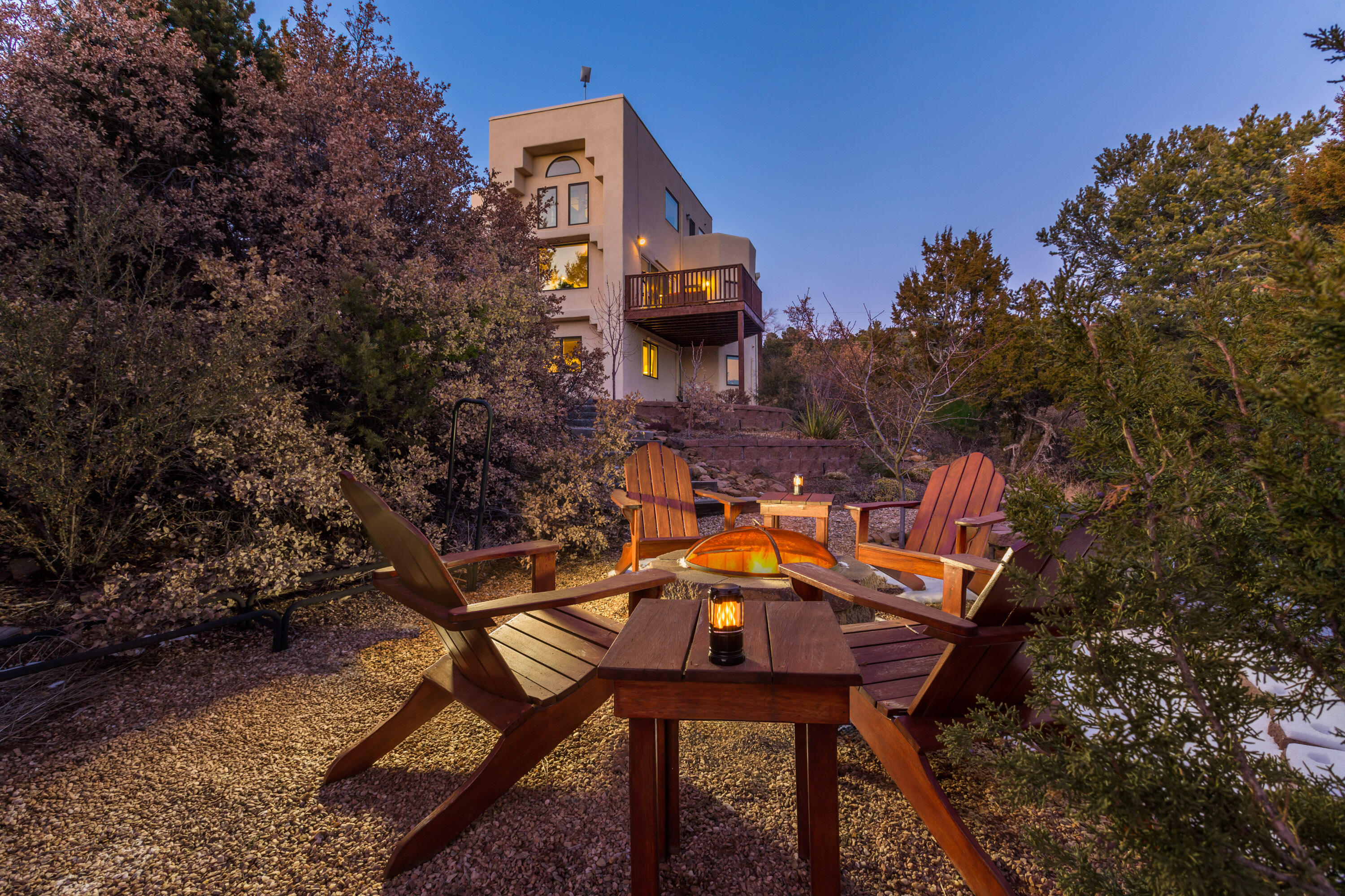 2 Snowcap Court