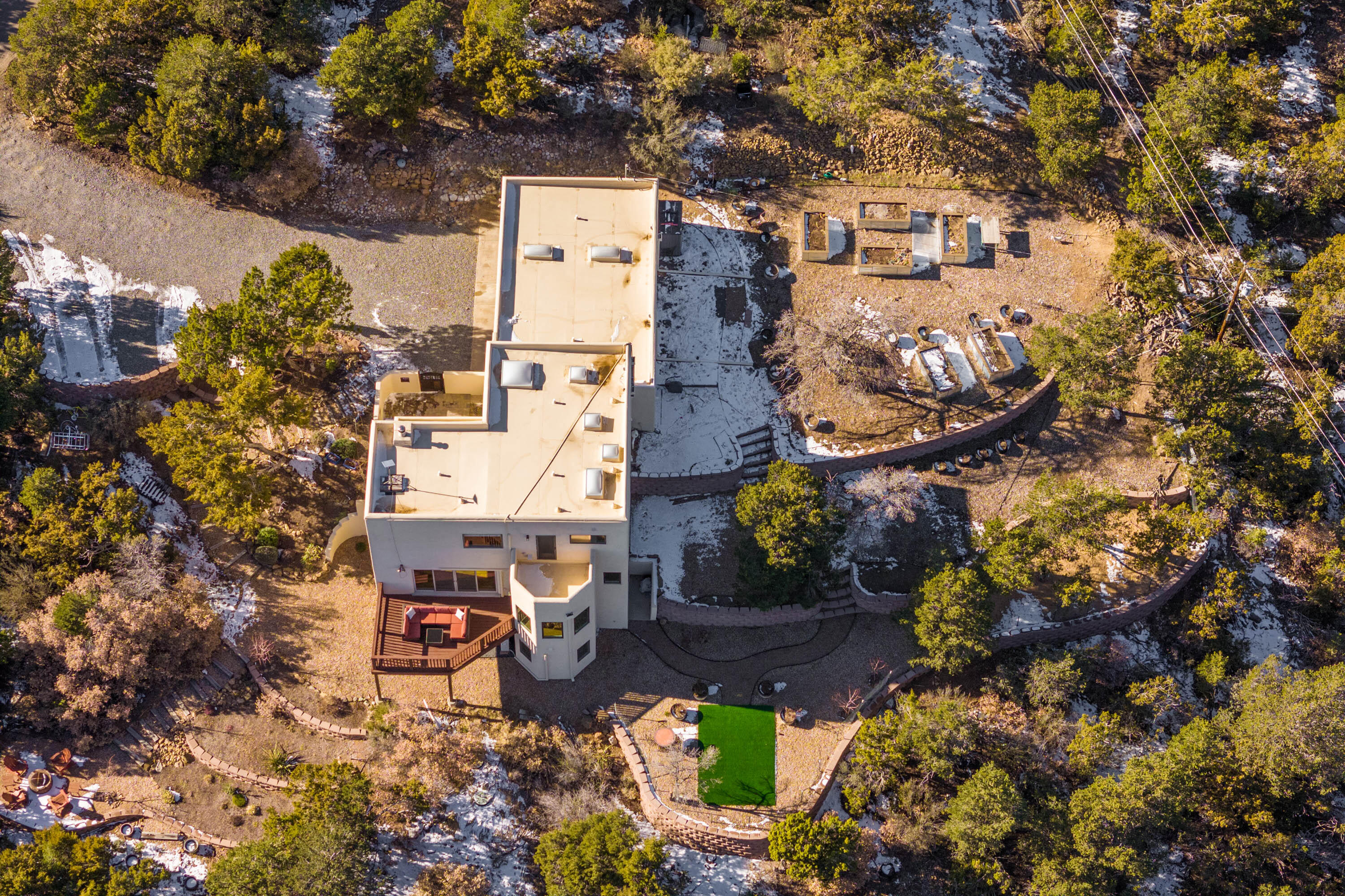 2 Snowcap Court