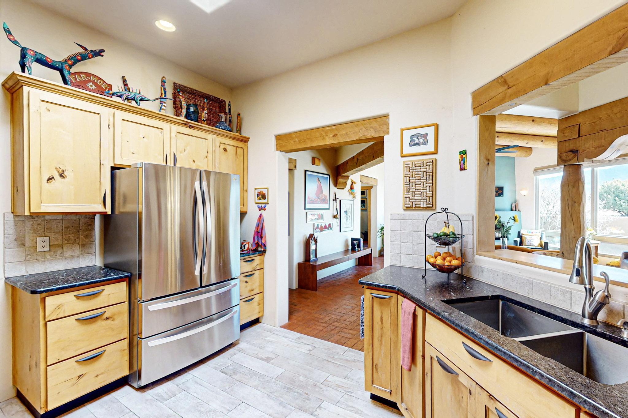 15 DESERT MOUNTAIN Road