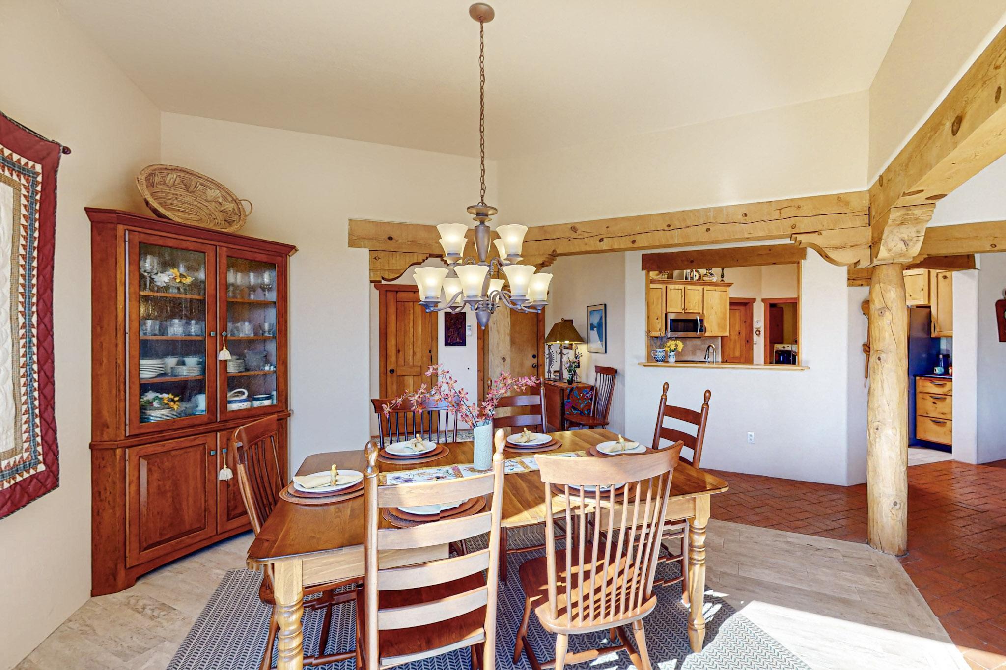 15 DESERT MOUNTAIN Road