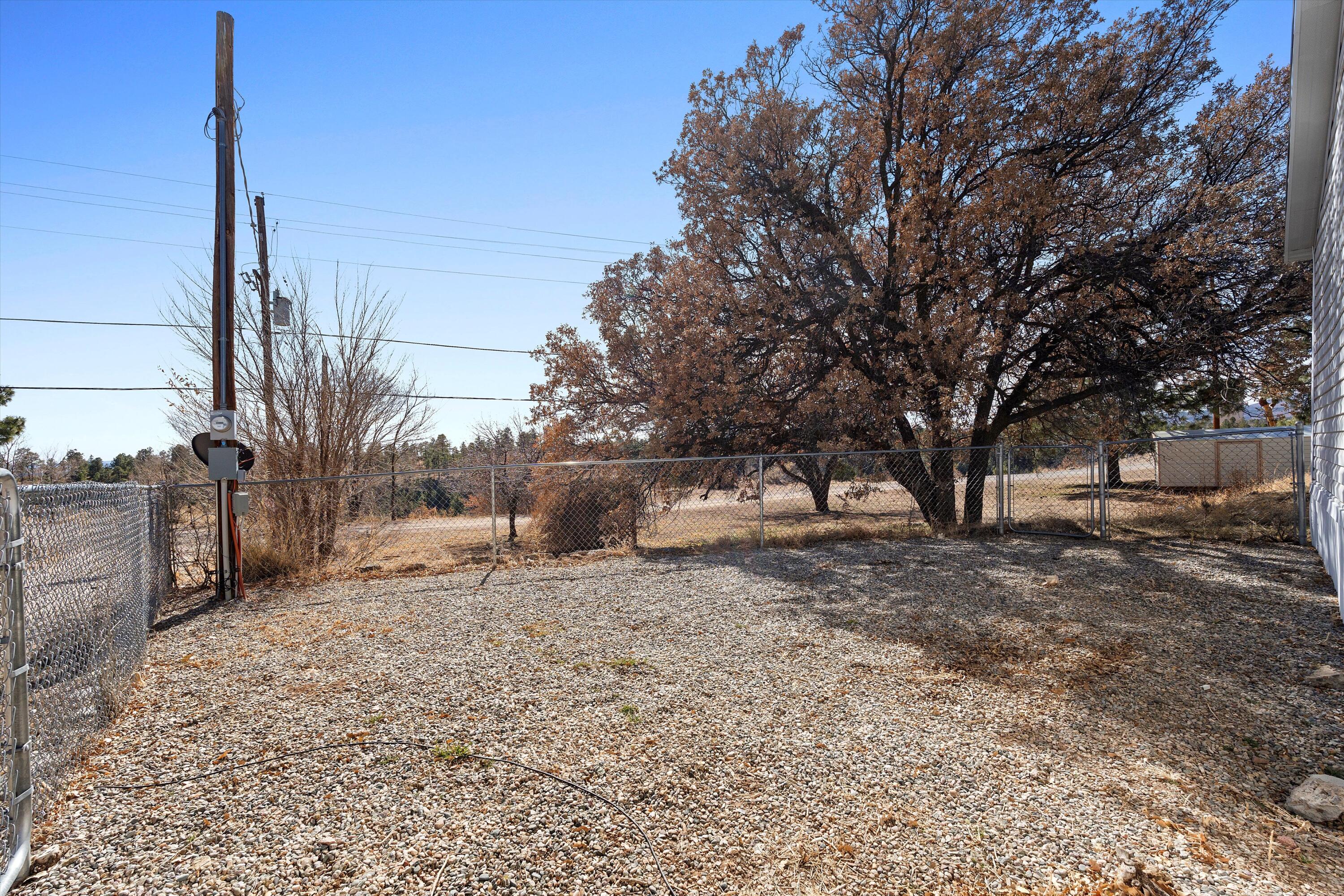 2025 E JEMEZ Road 233
