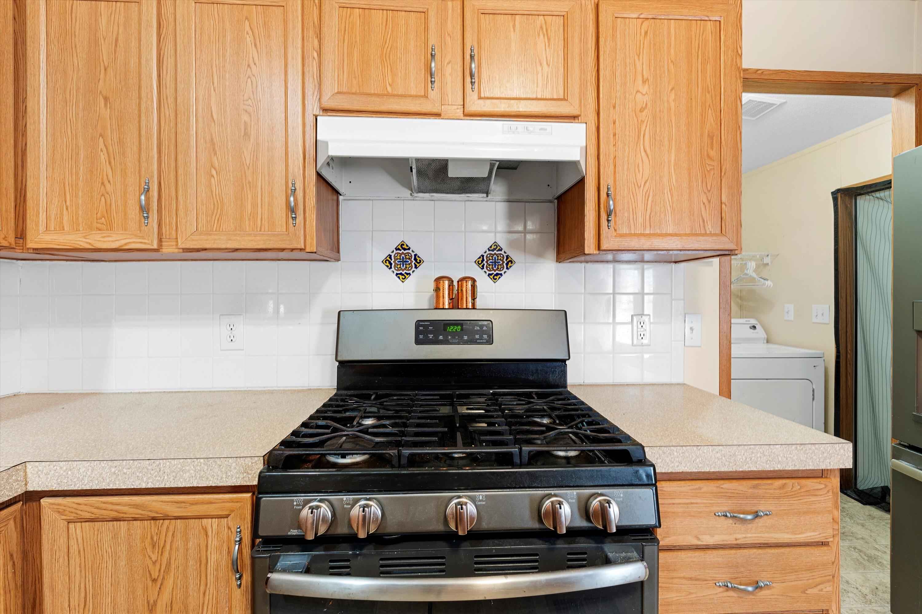 2025 E JEMEZ Road 233