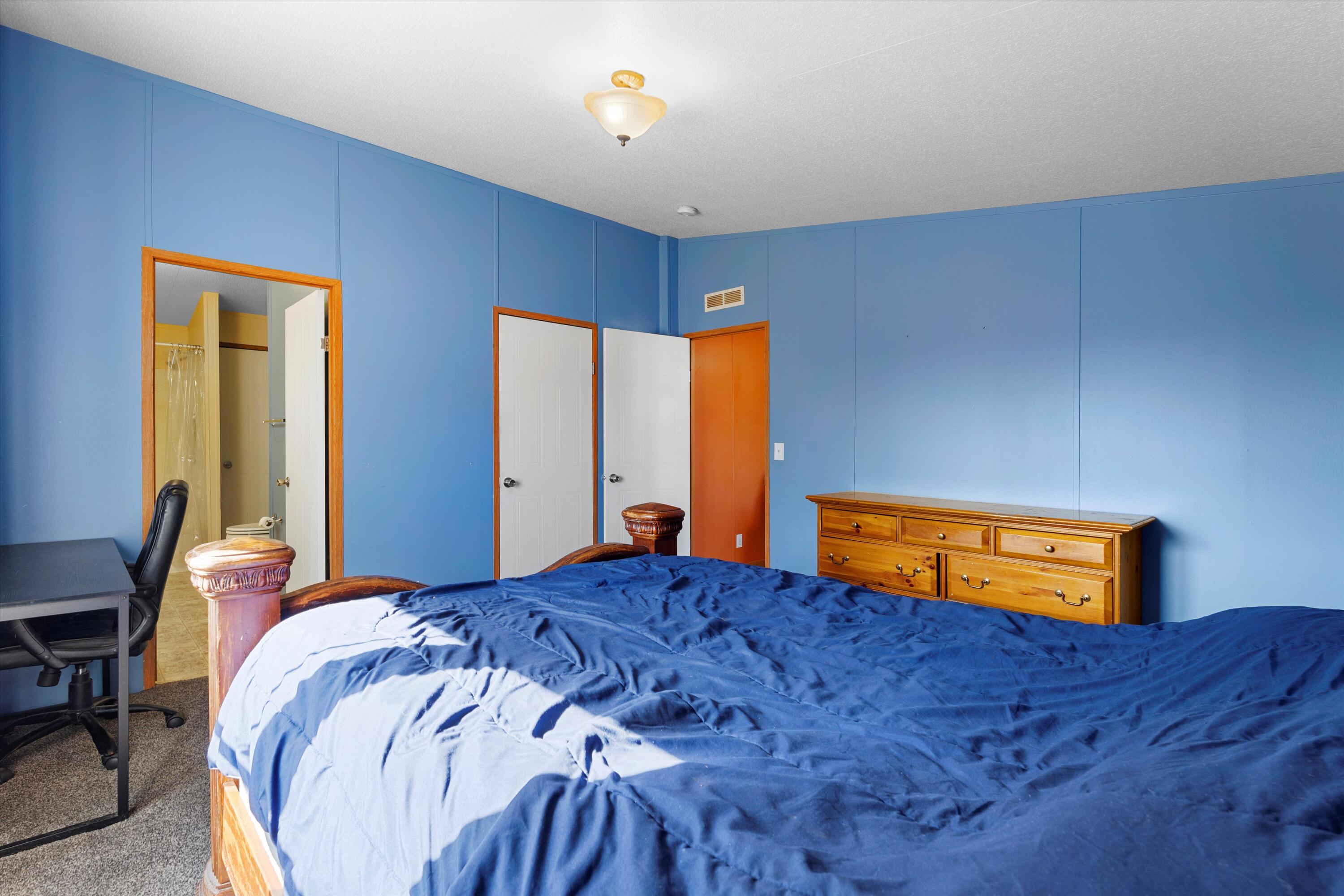 2025 E JEMEZ Road 233