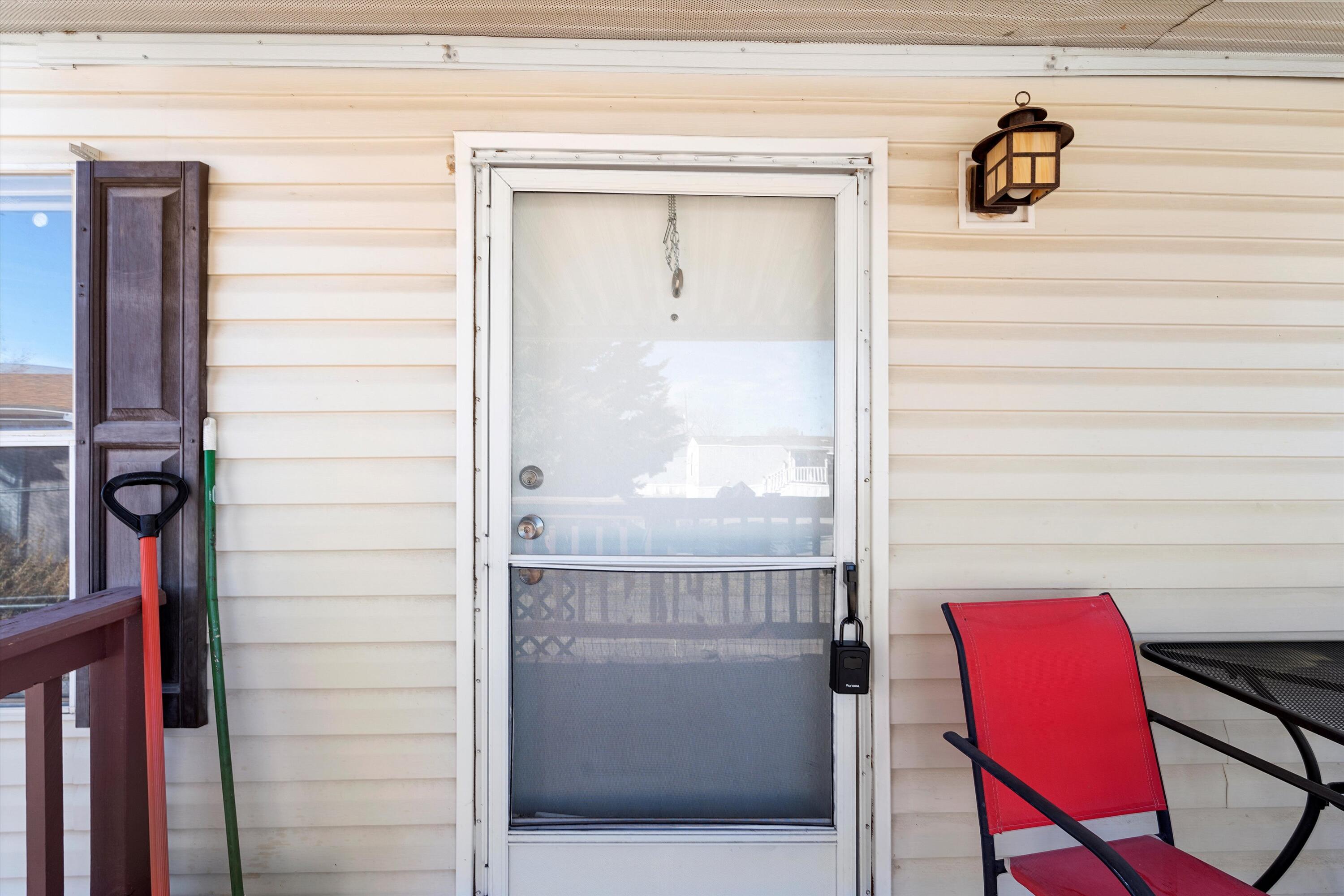 2025 E JEMEZ Road 233