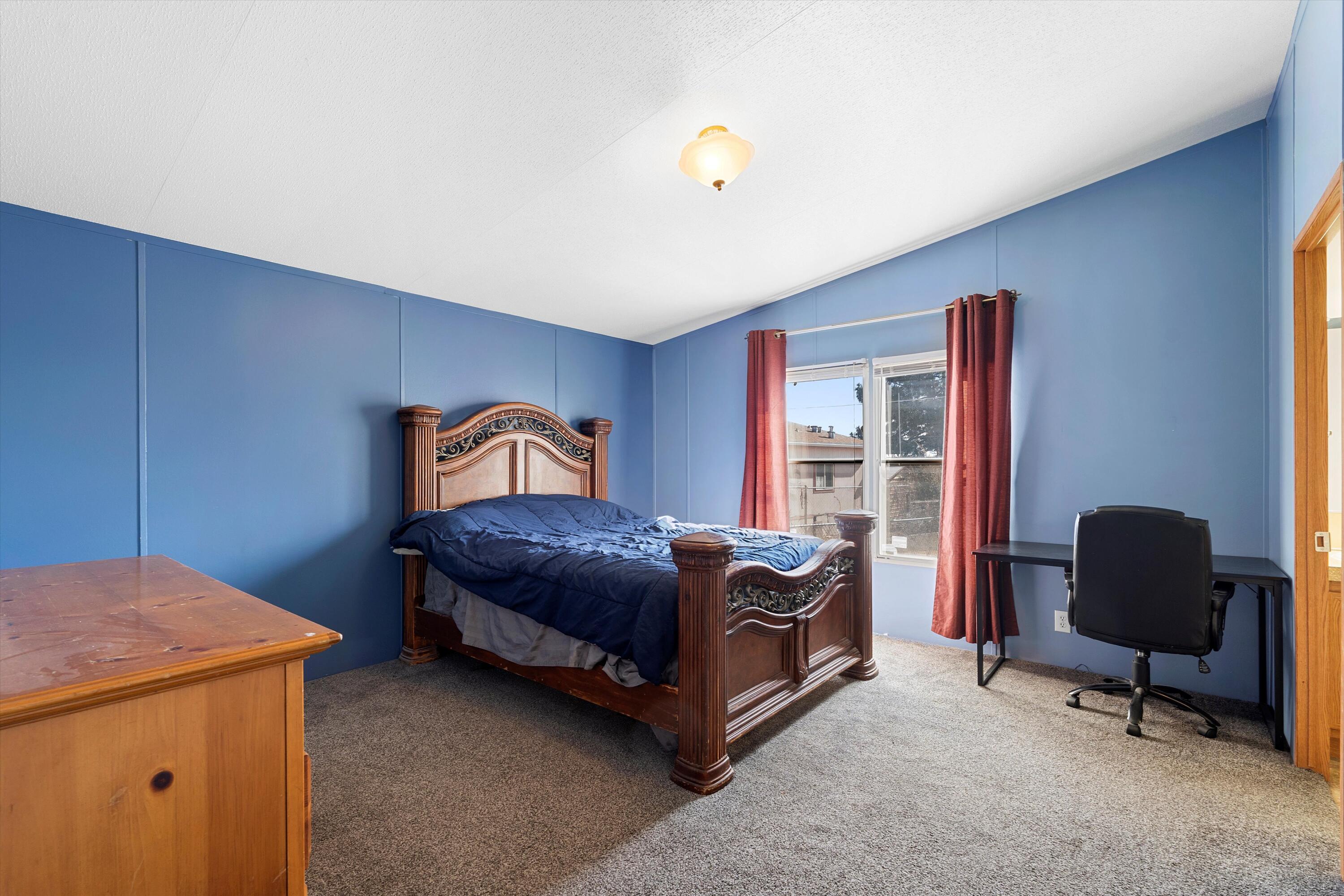 2025 E JEMEZ Road 233