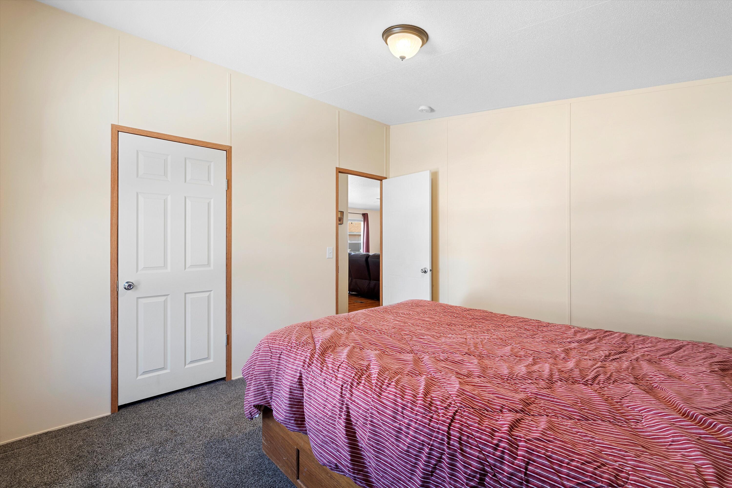 2025 E JEMEZ Road 233