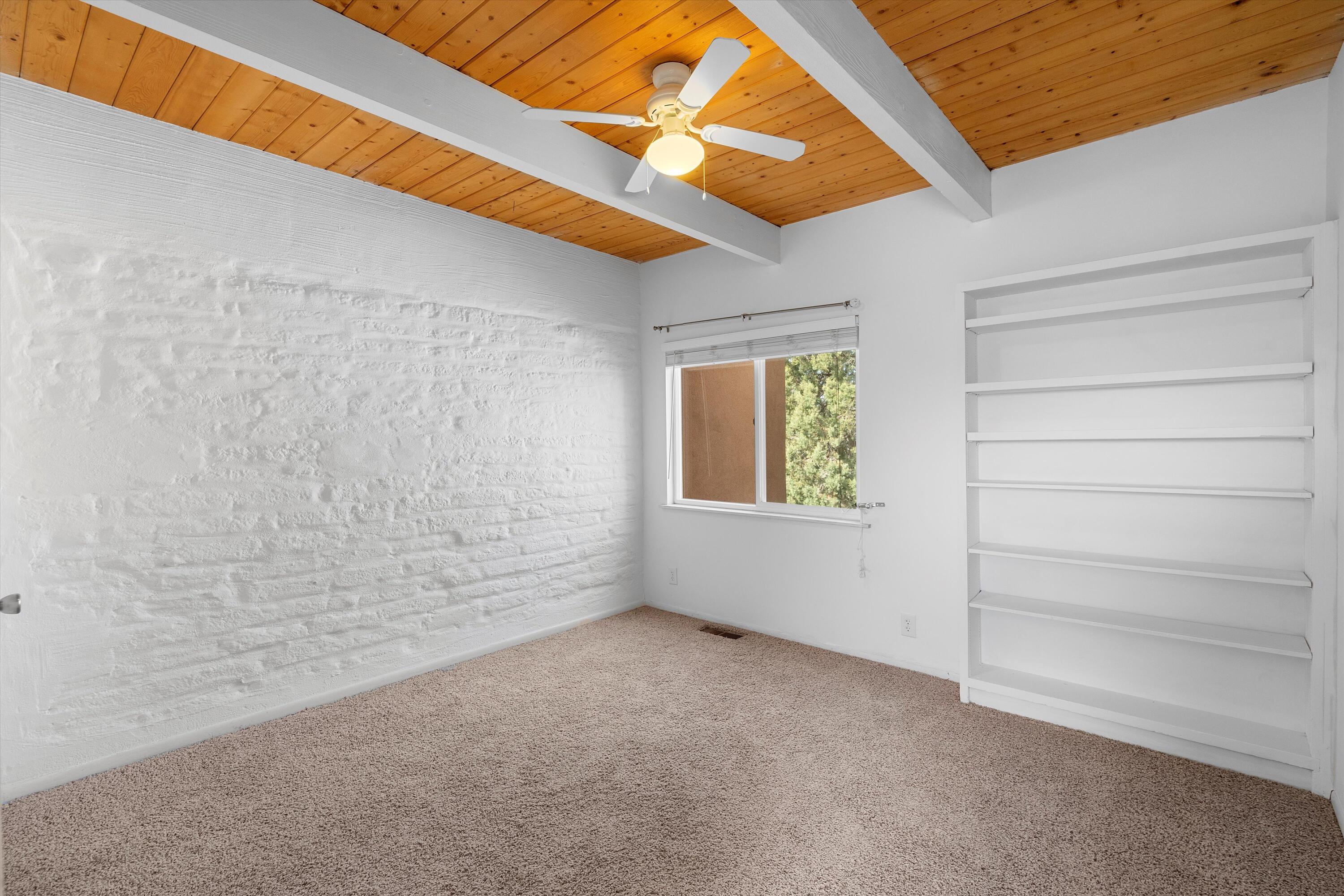 1028 GUADALUPE DEL PRADO Street NW