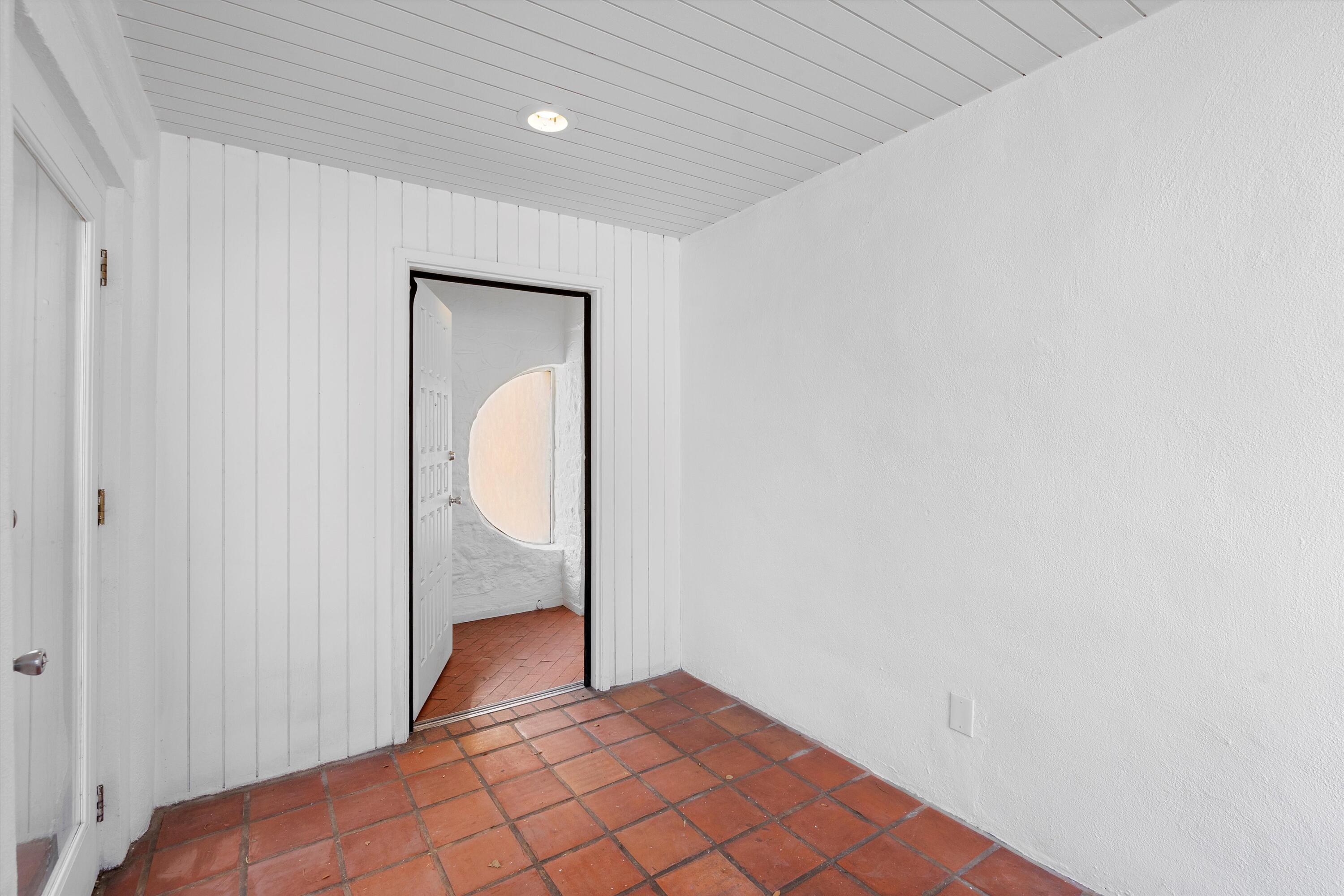 1028 GUADALUPE DEL PRADO Street NW