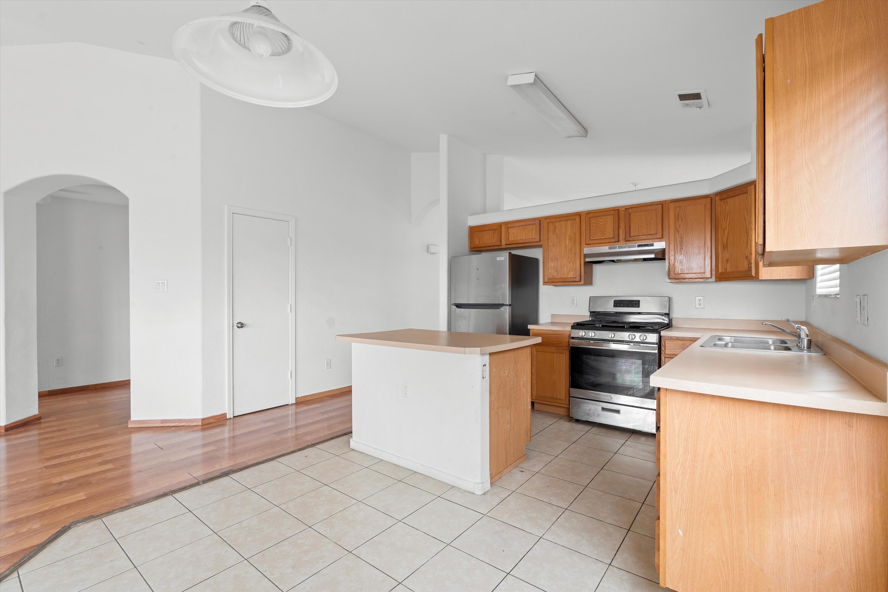 10008 GARDEN GATE Lane SW