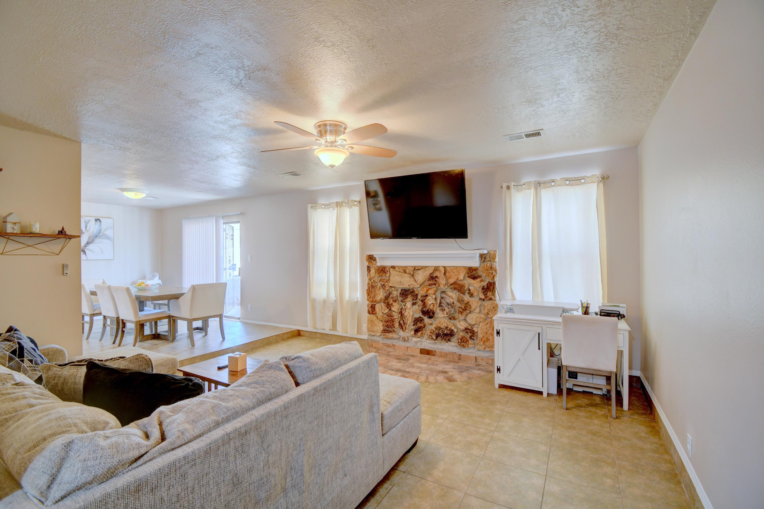 4701 Aquamarine Drive NE