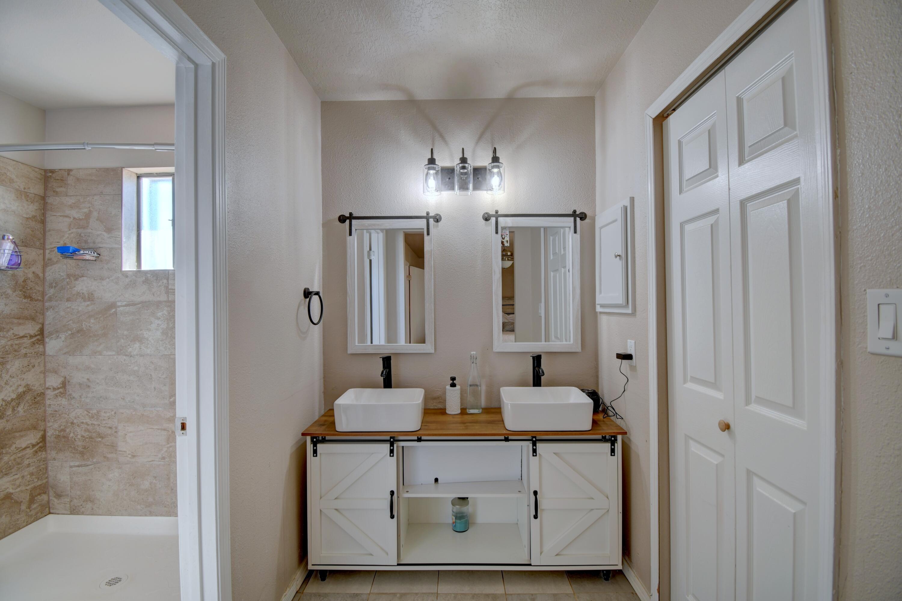 4701 Aquamarine Drive NE