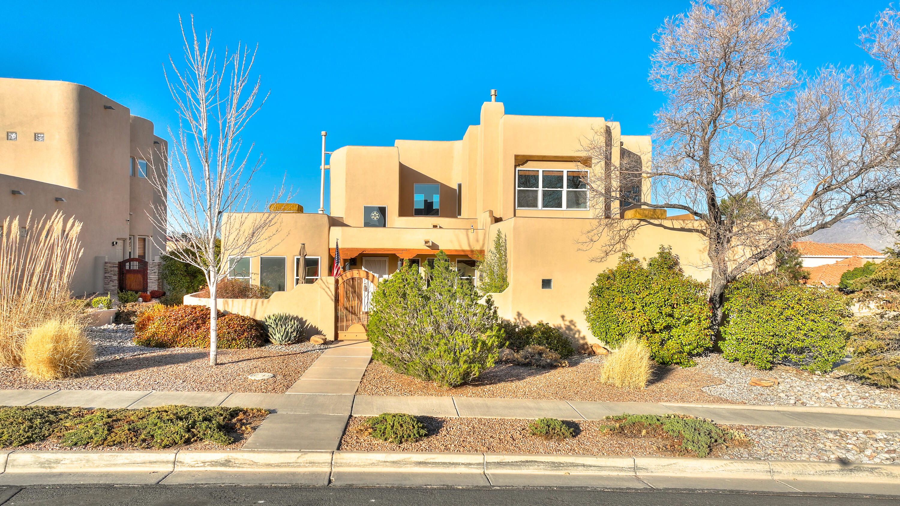4601 CACTUS Avenue NW