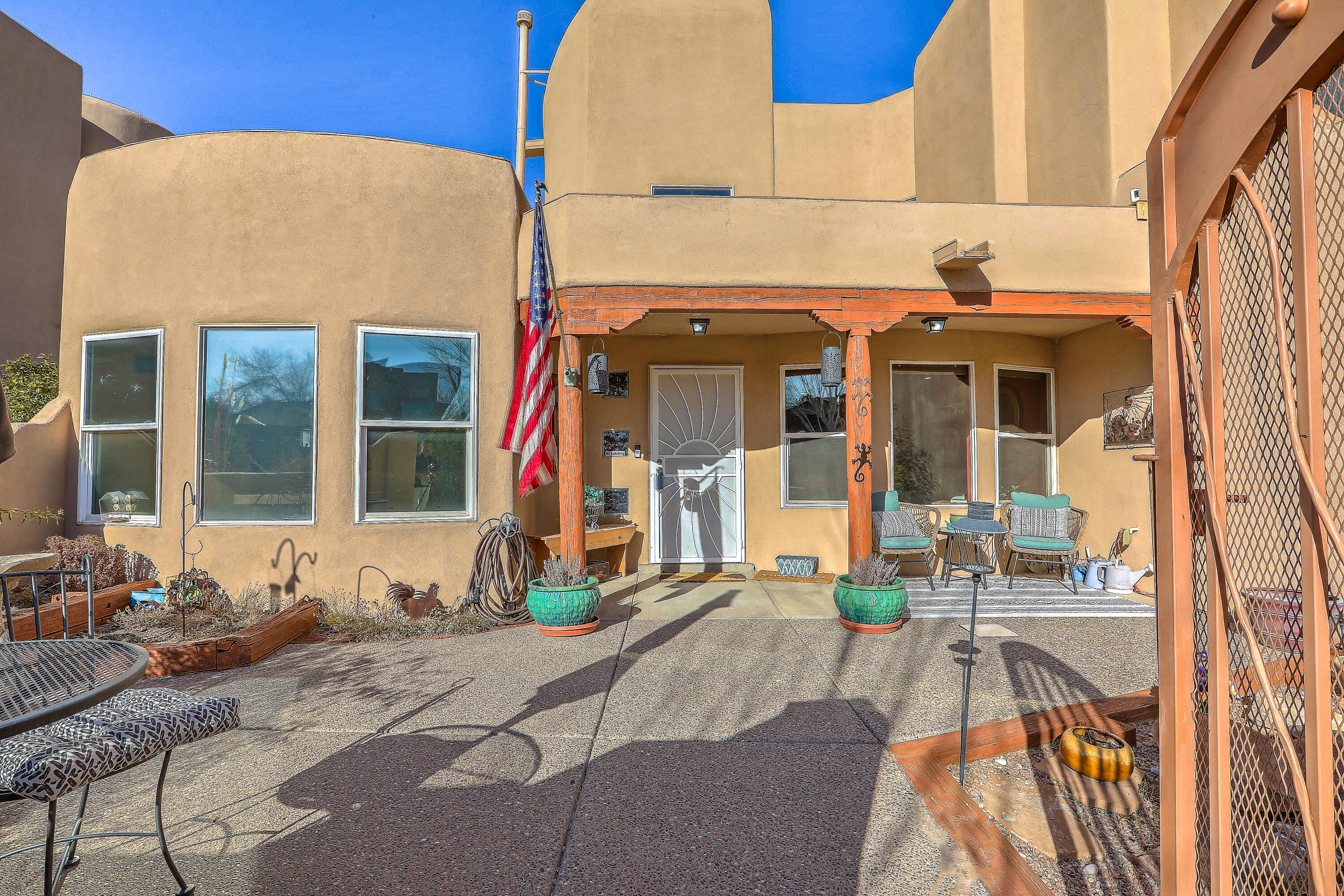 4601 CACTUS Avenue NW