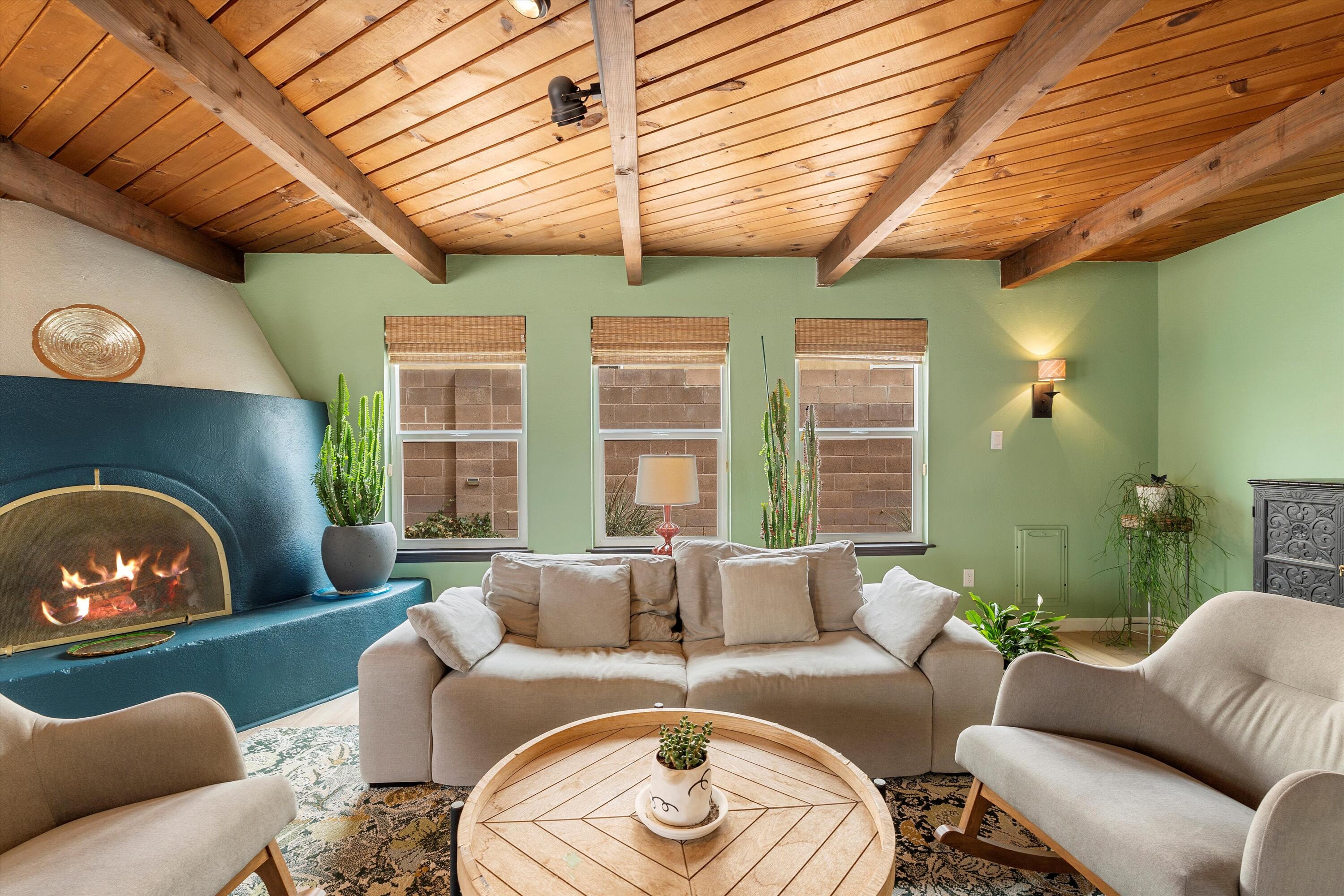 9809 ADMIRAL NIMITZ Avenue NE