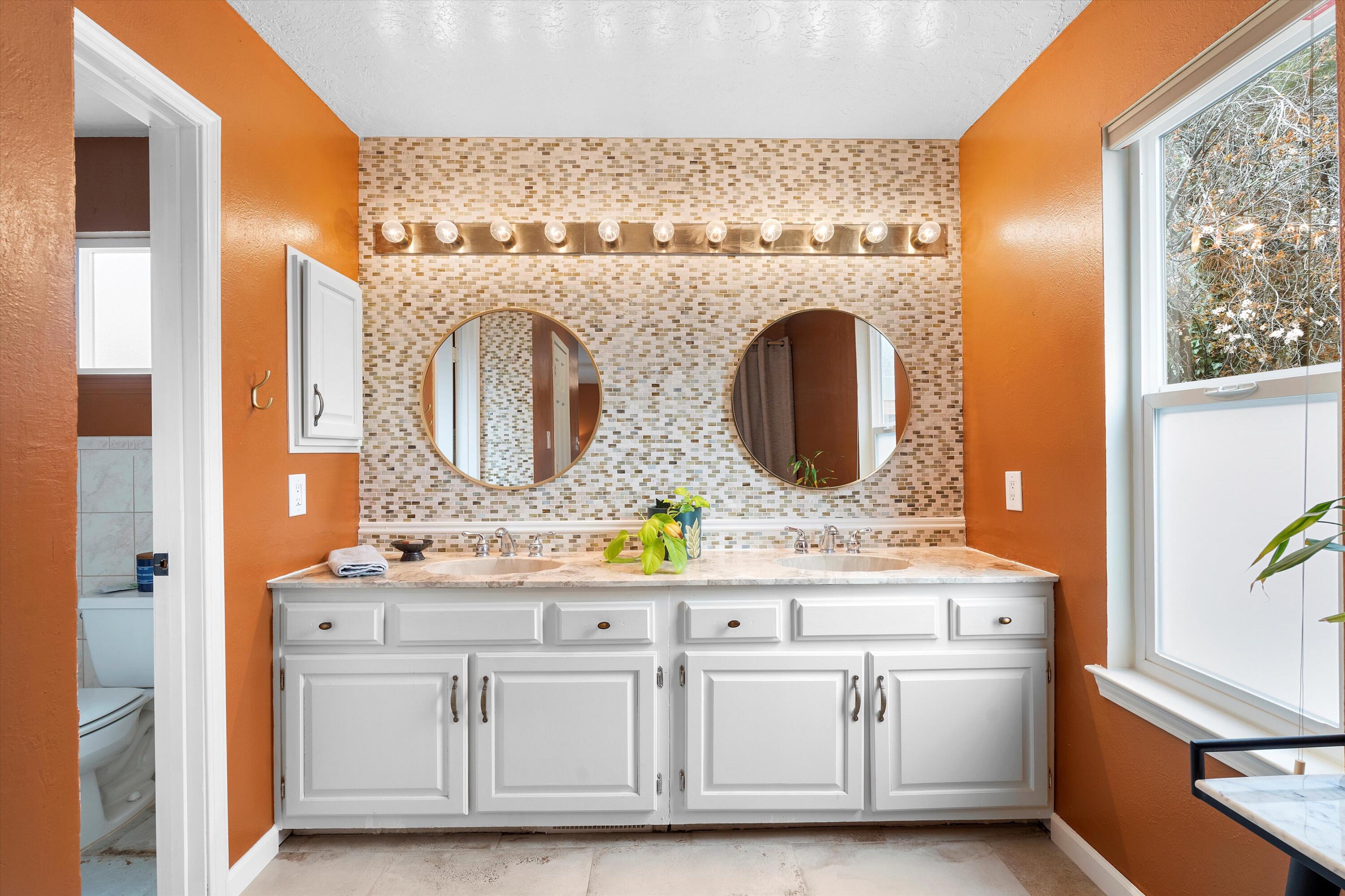 9809 ADMIRAL NIMITZ Avenue NE