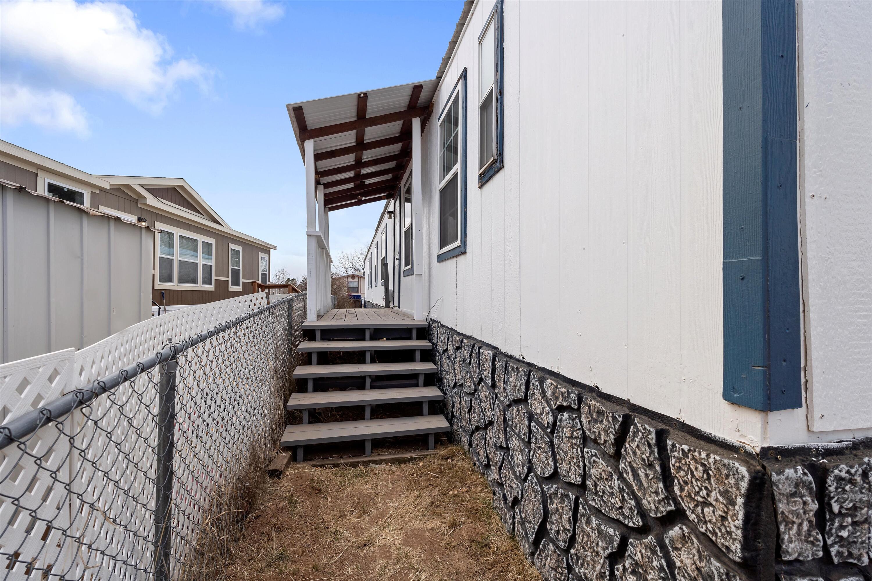 945 SAN ILDEFONSO Road 16