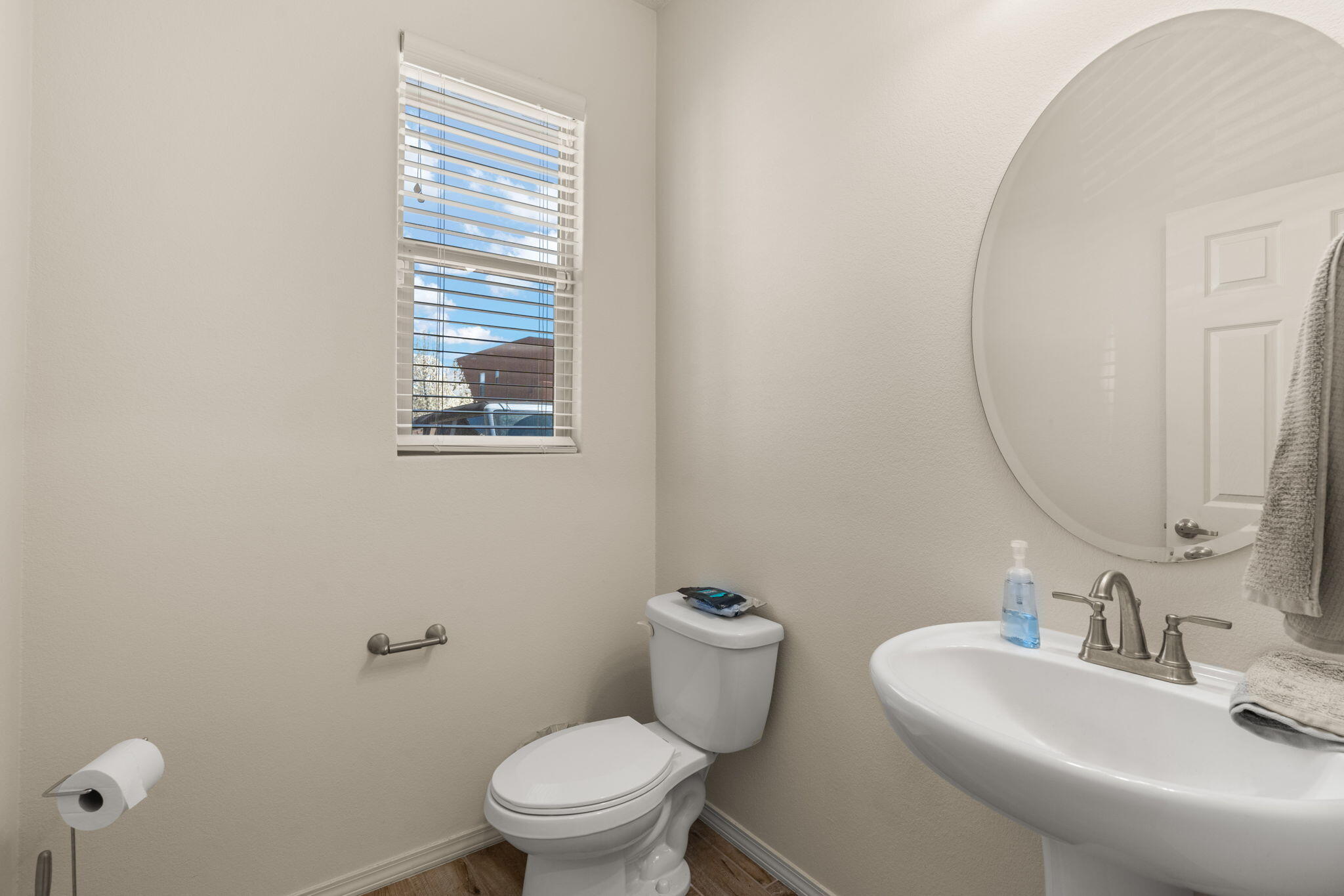 501 WHITTEN Trail SW