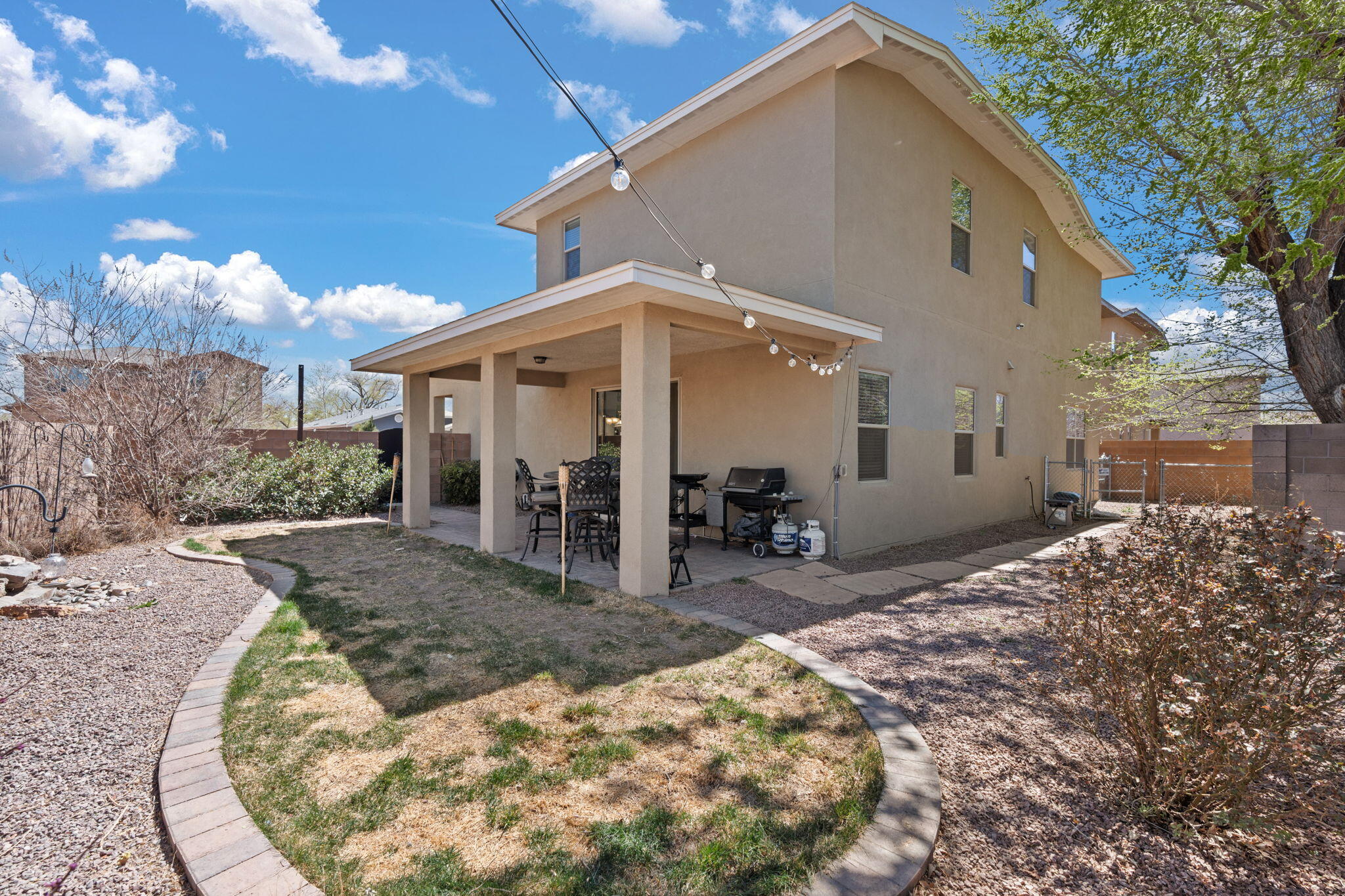 501 WHITTEN Trail SW