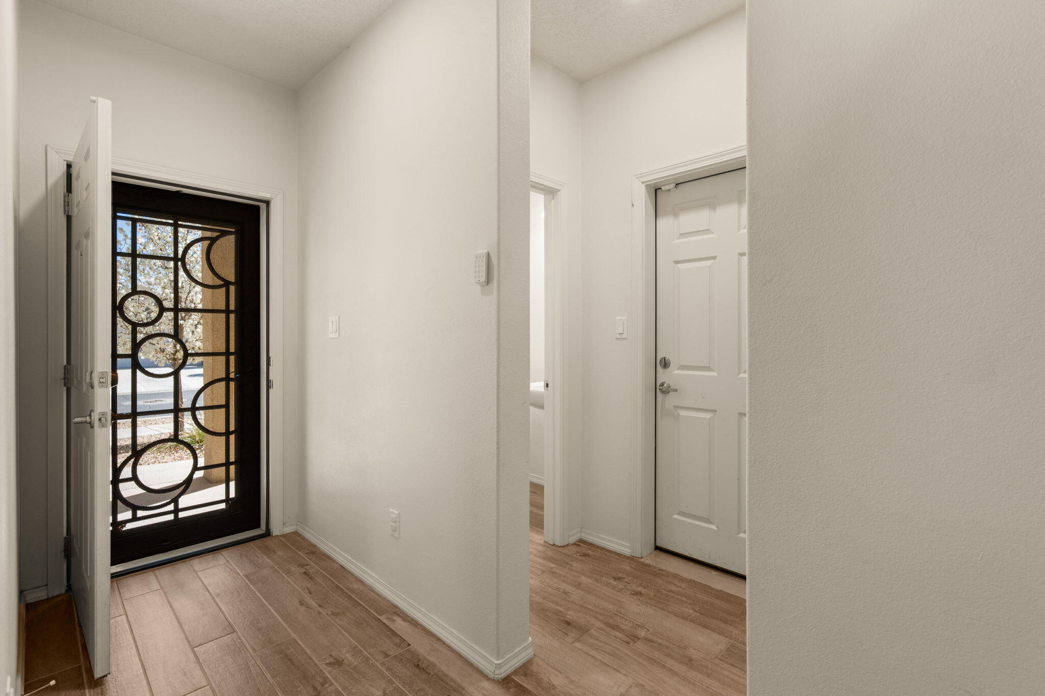 501 WHITTEN Trail SW