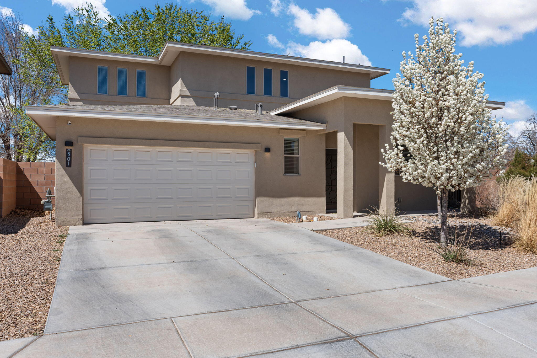 501 WHITTEN Trail SW
