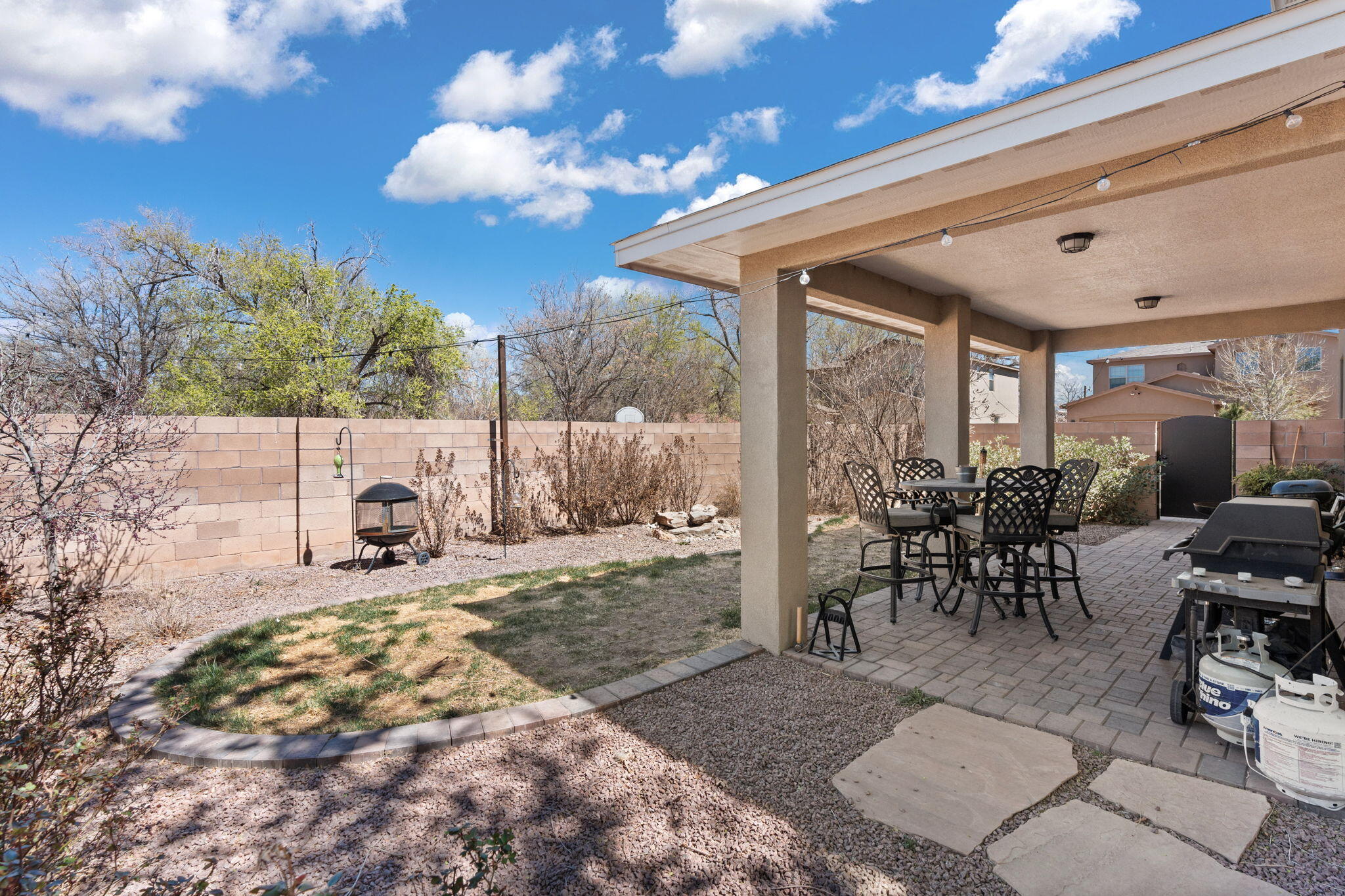 501 WHITTEN Trail SW