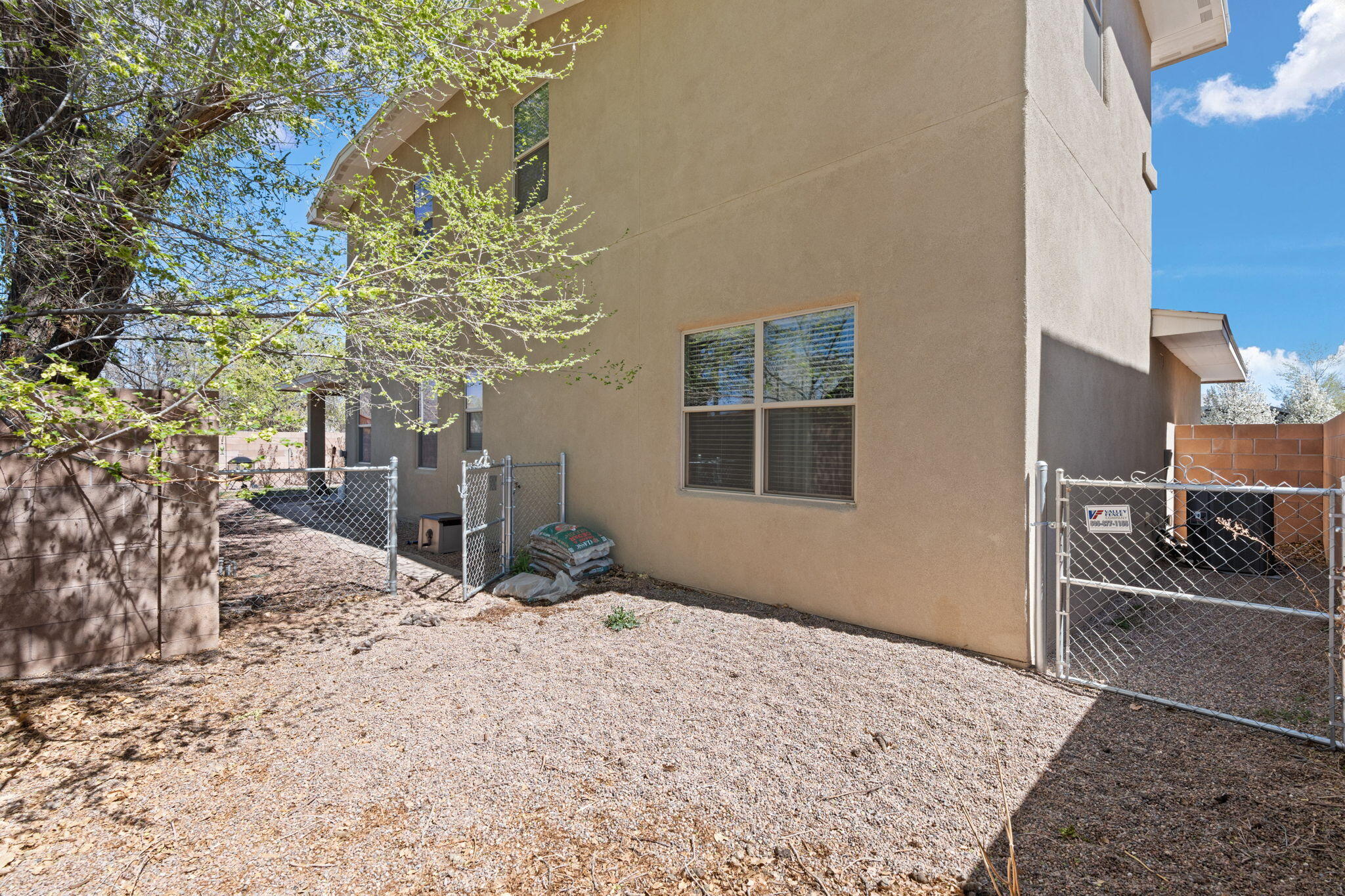 501 WHITTEN Trail SW