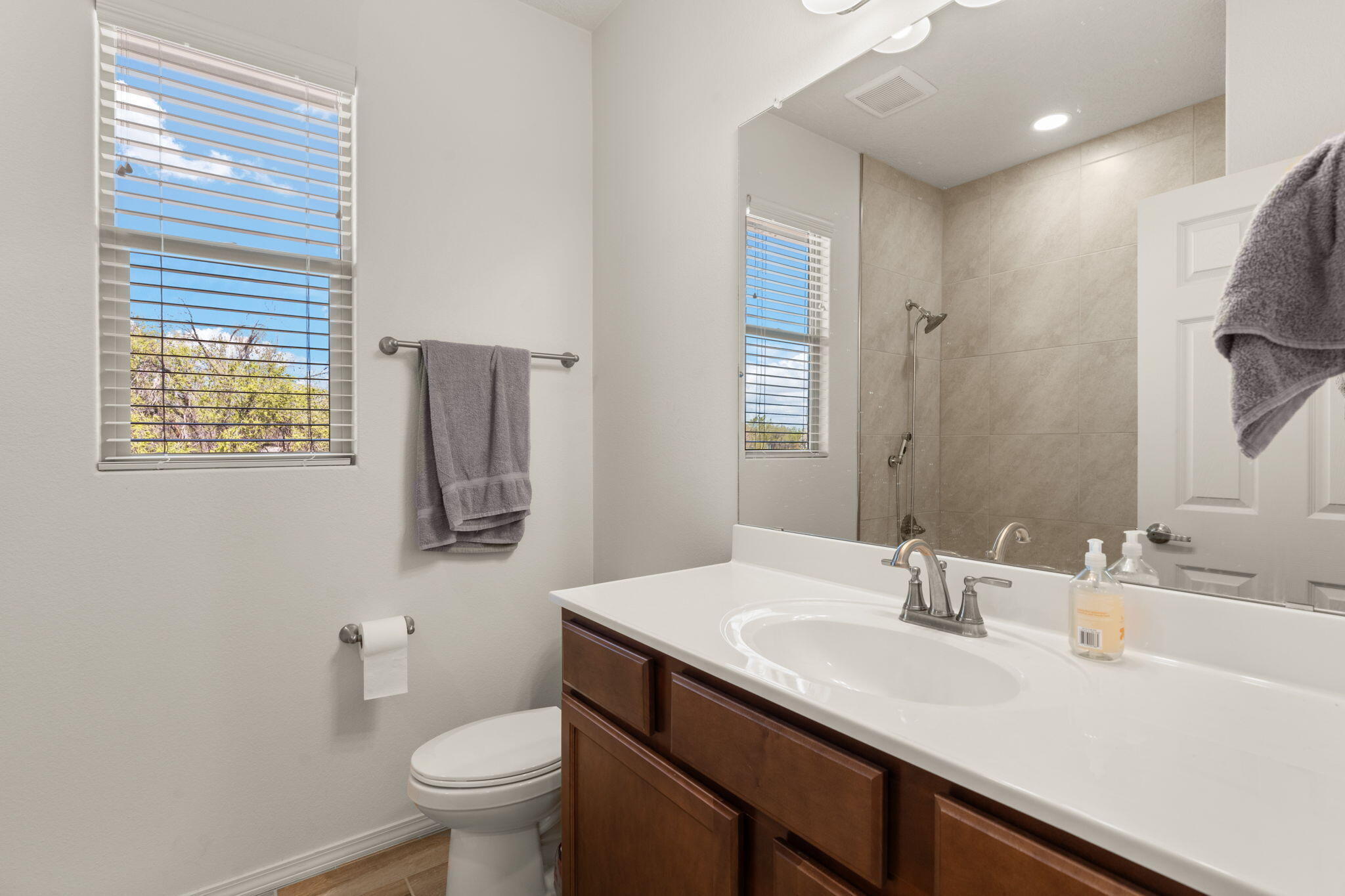 501 WHITTEN Trail SW