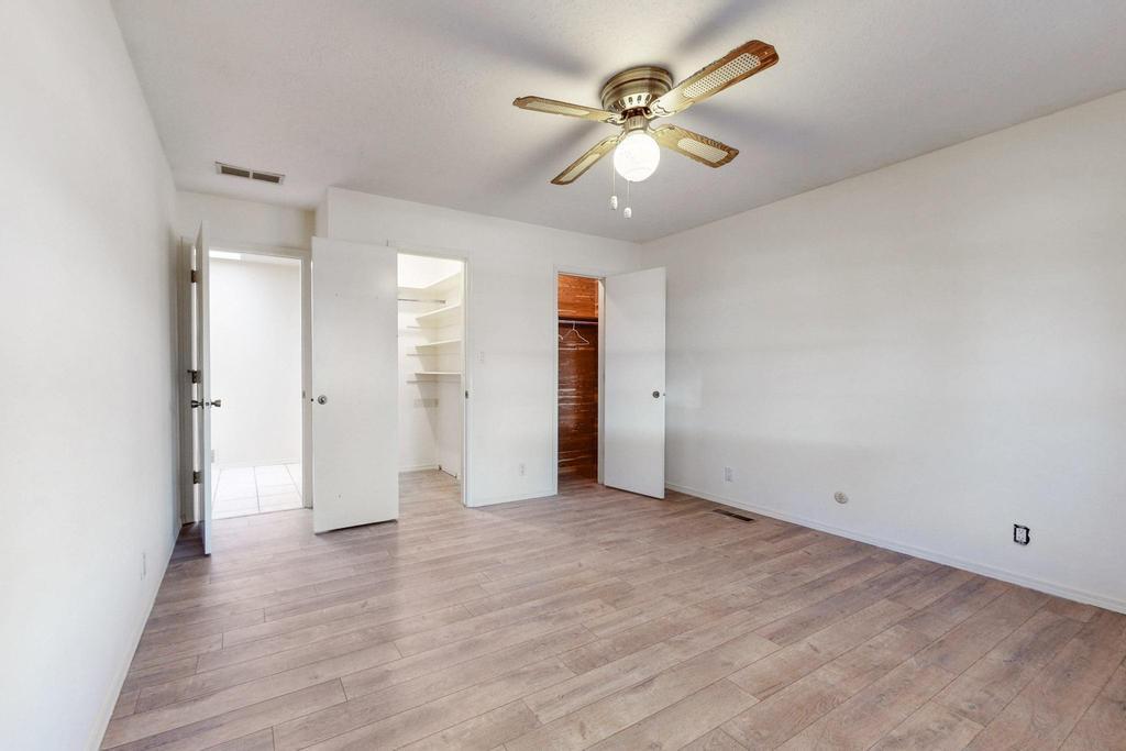 8201 AVENIDA LA PRESTINA NE