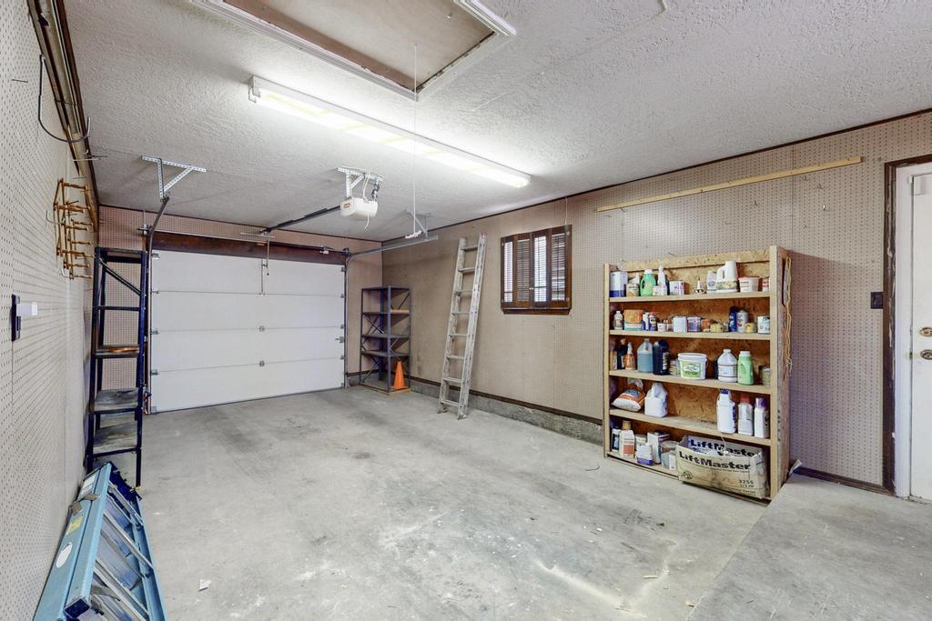 8201 AVENIDA LA PRESTINA NE