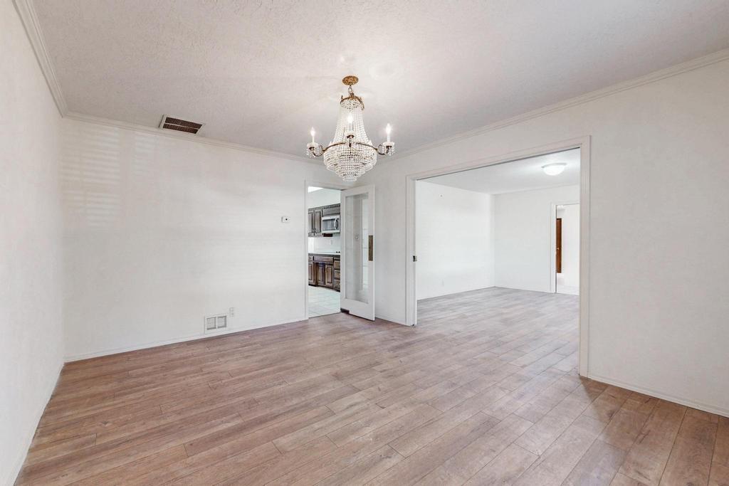 8201 AVENIDA LA PRESTINA NE