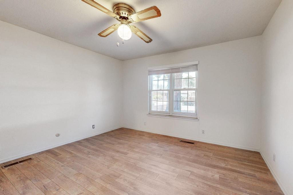 8201 AVENIDA LA PRESTINA NE