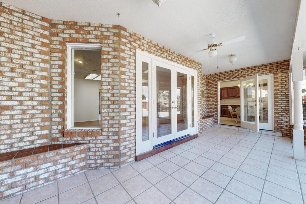 8201 AVENIDA LA PRESTINA NE